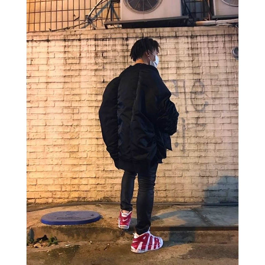 Nike Air More Uptempo Varsity Red 착용 스타일 - 3