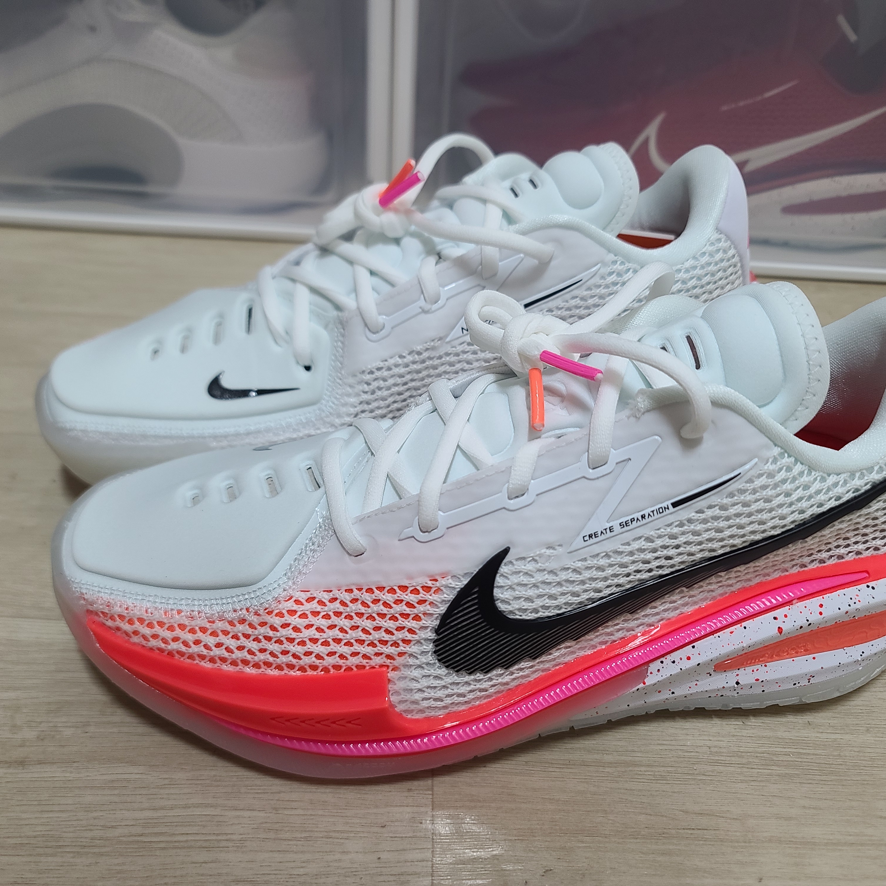 Nike Air Zoom GT Cut Bright Crimson 착용 스타일 - 1