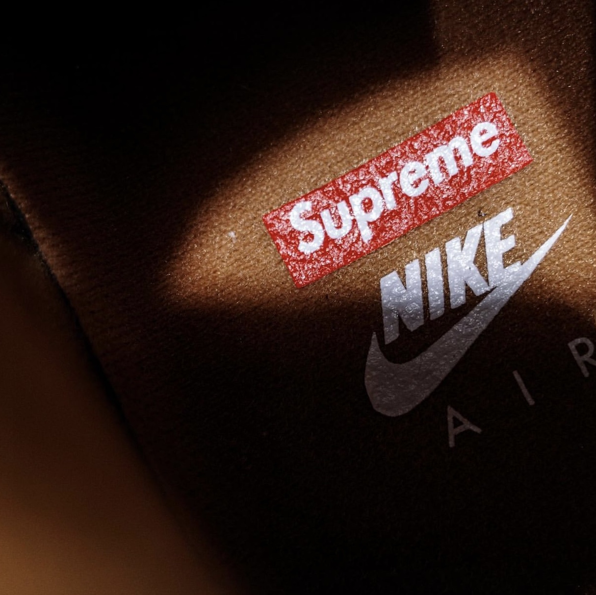 Nike Air Force 1 Low Flax 착용 스타일 - 4