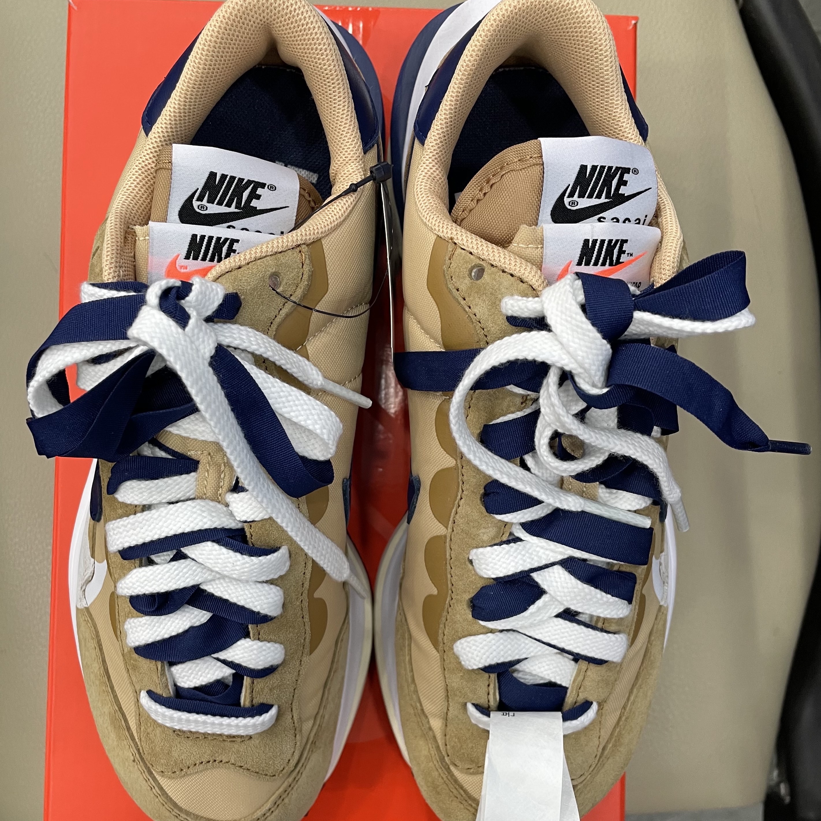 Nike x Sacai VaporWaffle Sesame and Blue Void 착용 스타일 - 4