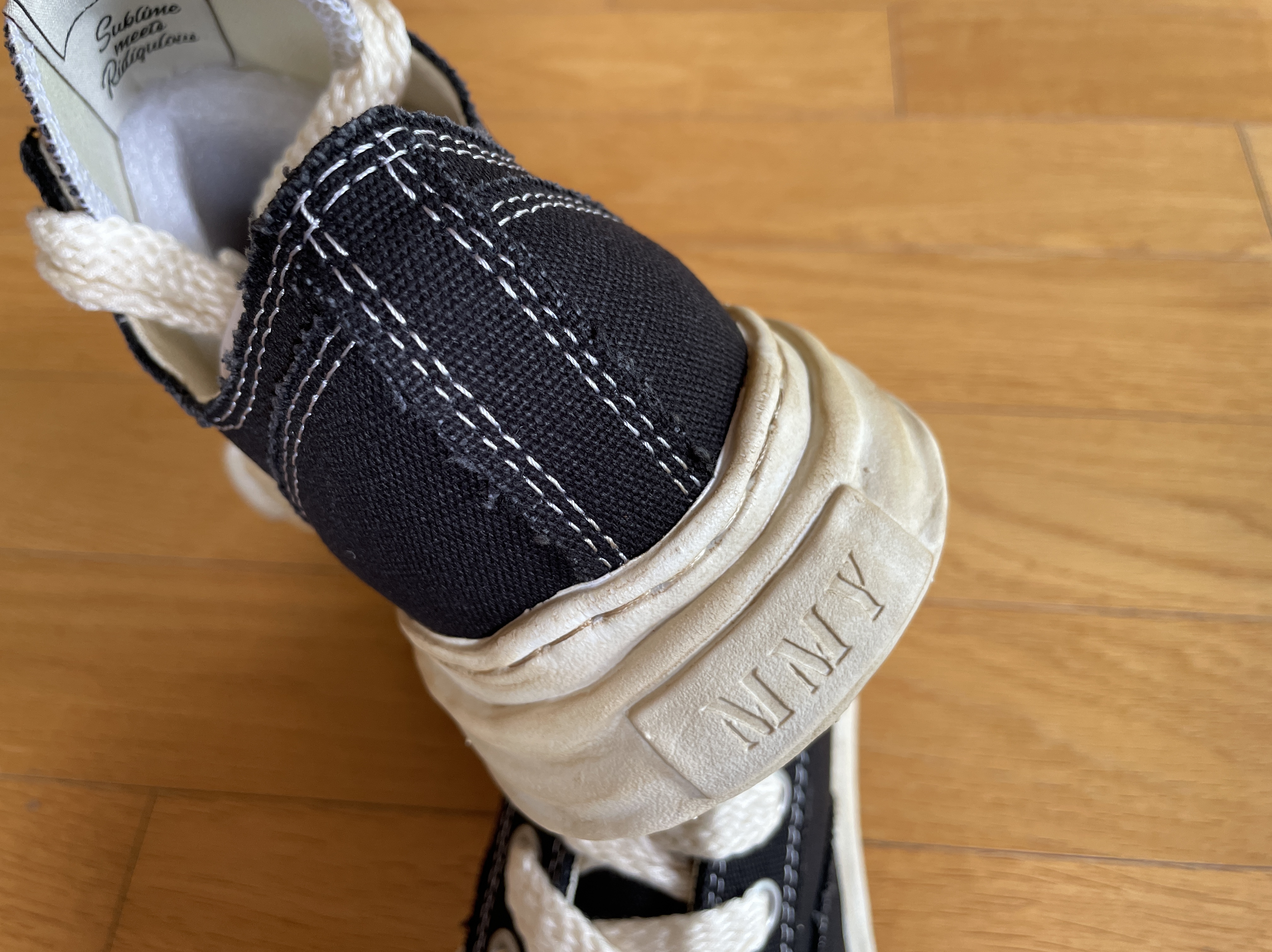 Maison Mihara Yasuhiro Peterson OG Sole OD Canvas Low-top Sneakers Black 착용 스타일 - 3
