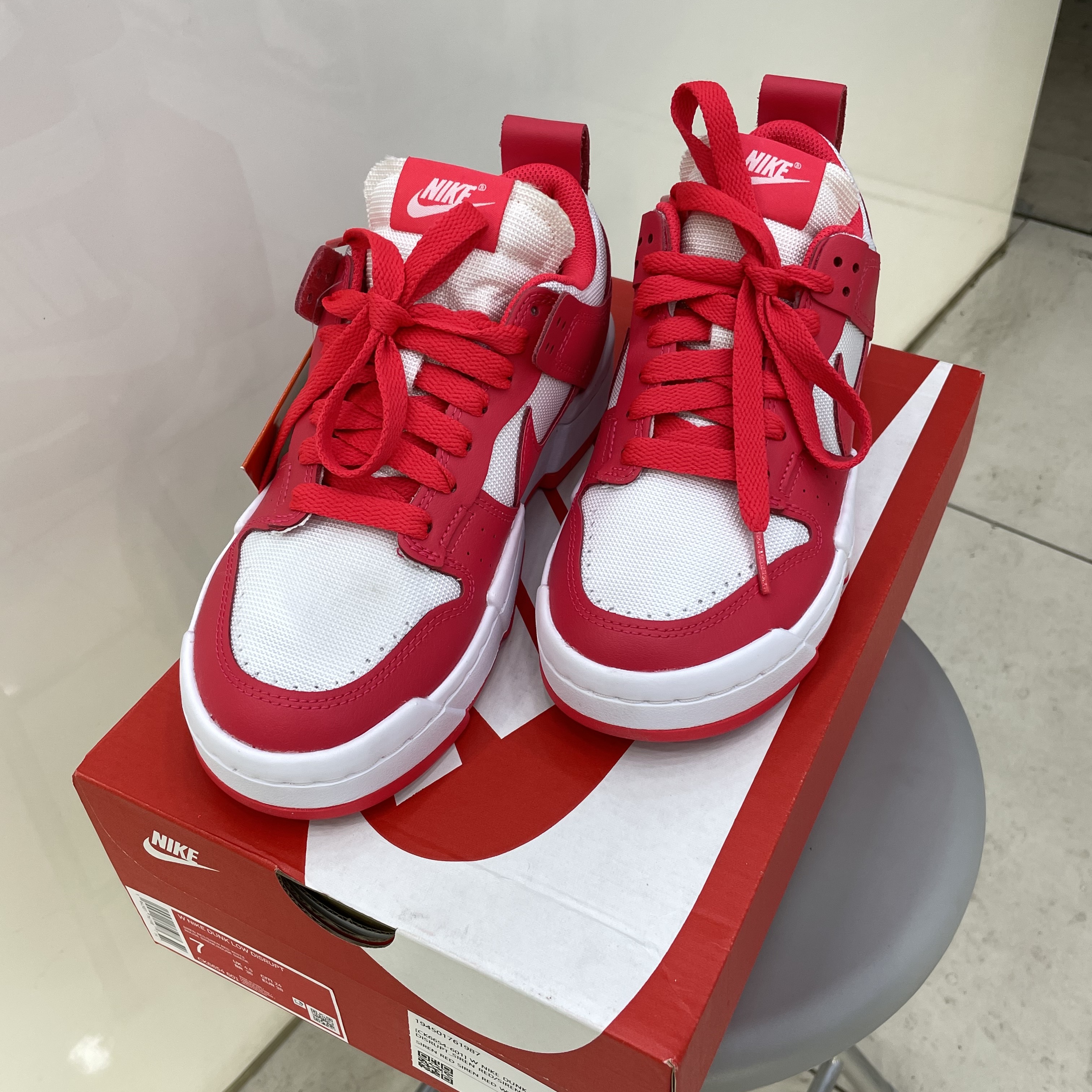 (W) Nike Dunk Low Disrupt Siren Red, Nike Dunk High SP Varsity Maize 착용 스타일 - 3