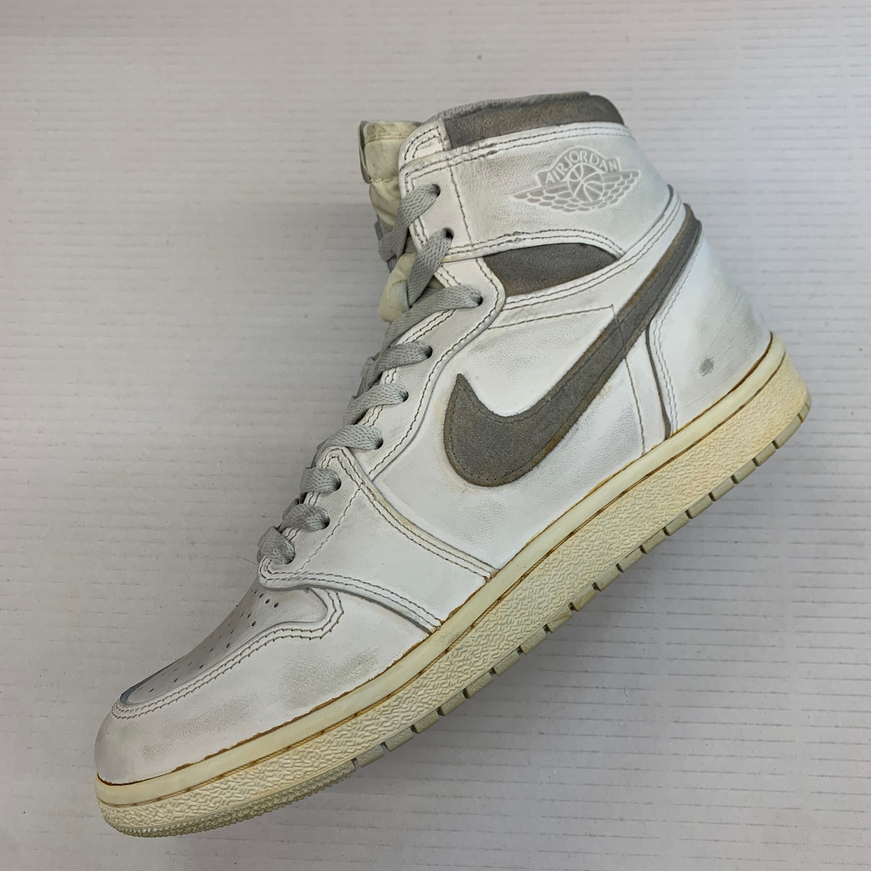 Jordan 1 High 85 Neutral Grey 착용 스타일 - 2
