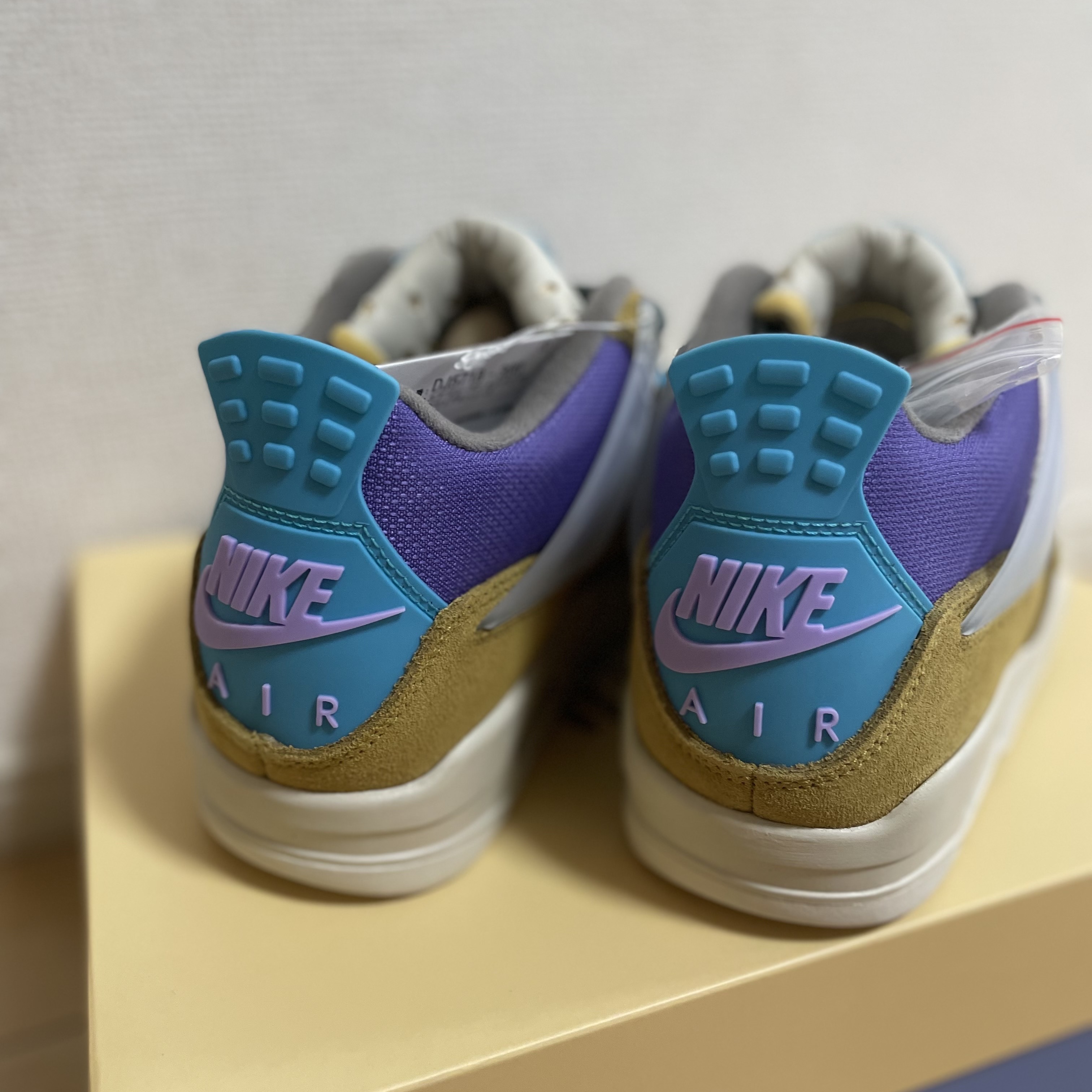 Jordan 4 x Union Retro SP Desert Moss 착용 스타일 - 3