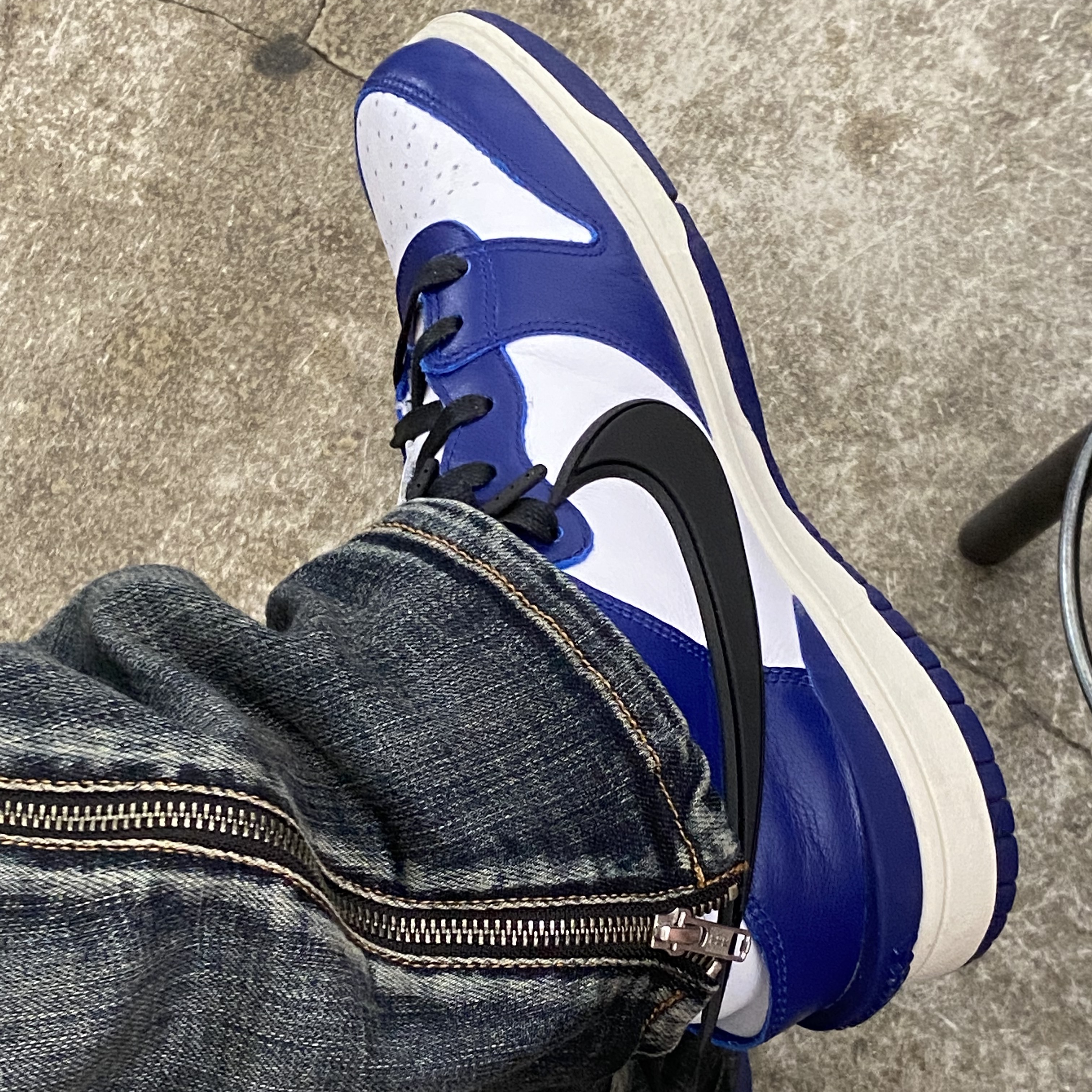 Nike x Ambush Dunk High Deep Royal Blue 착용 스타일 - 3