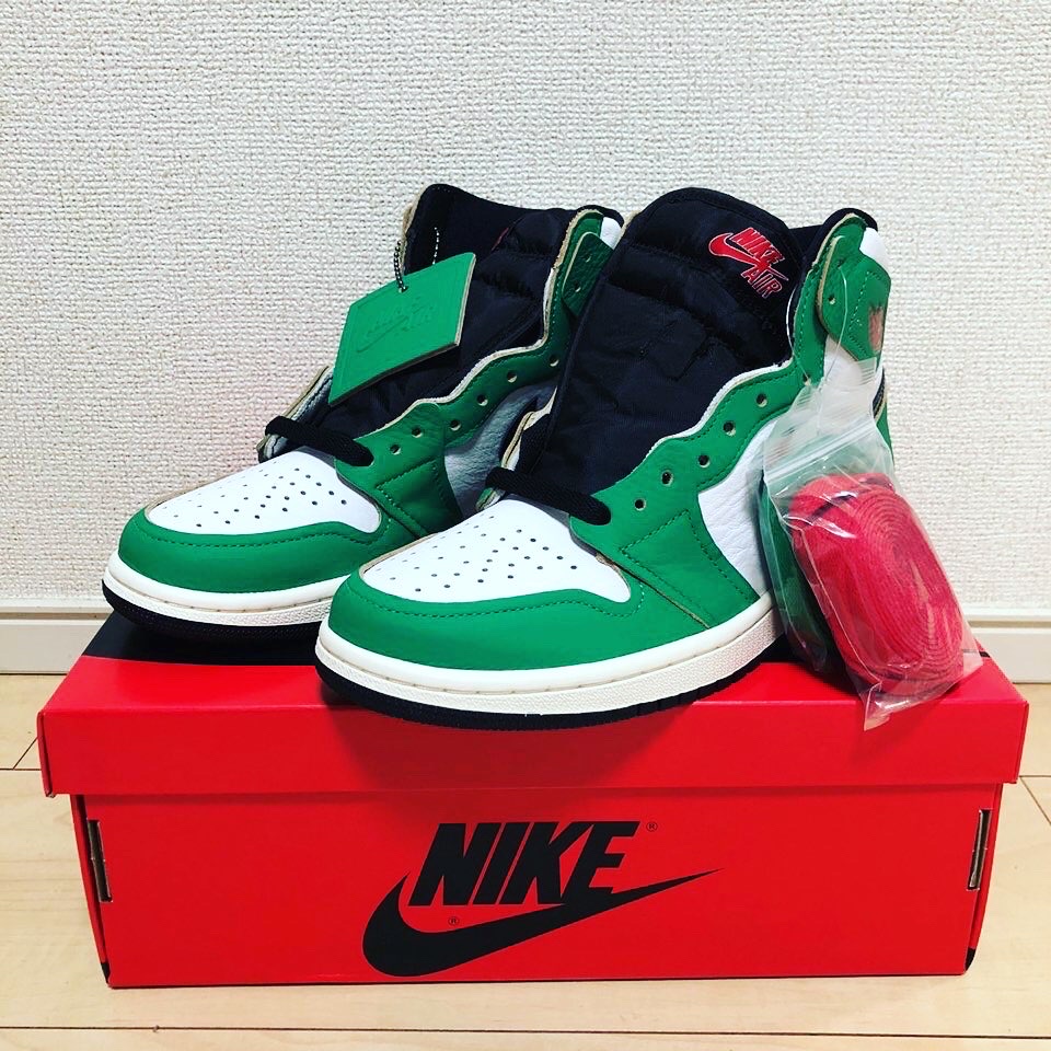 (W) Jordan 1 Retro High OG Lucky Green 착용 스타일 - 1