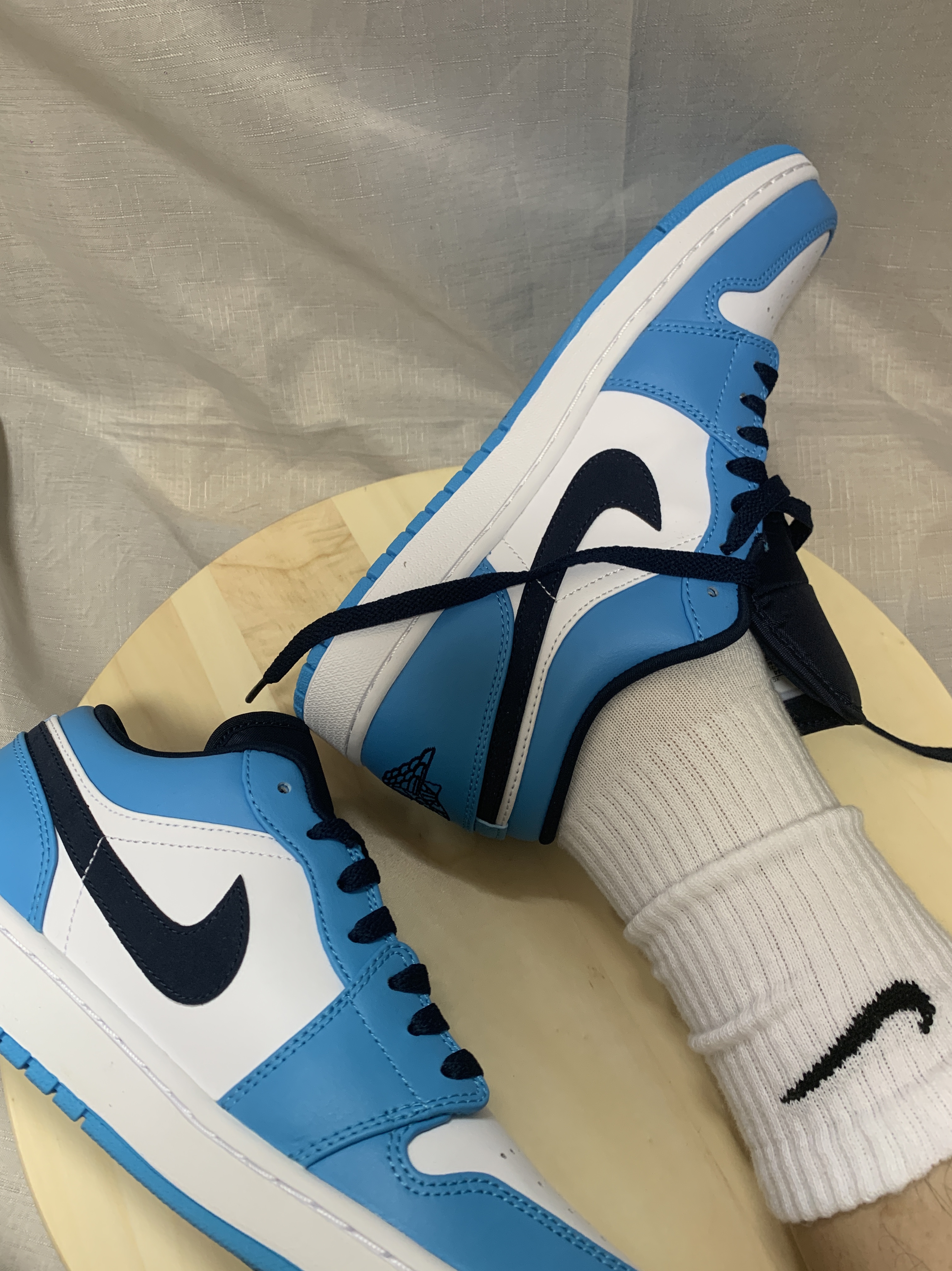 Jordan 1 Low Dark Powder Blue 착용 스타일