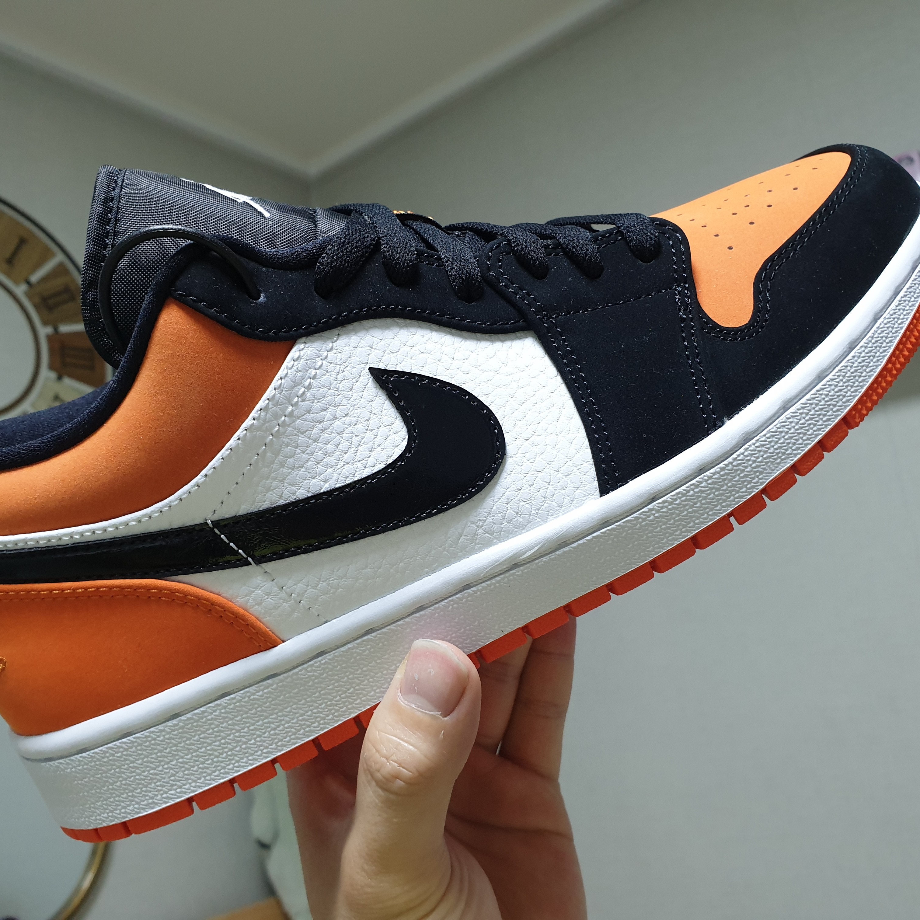 Jordan 1 Low Shattered Backboard 착용 스타일 - 3