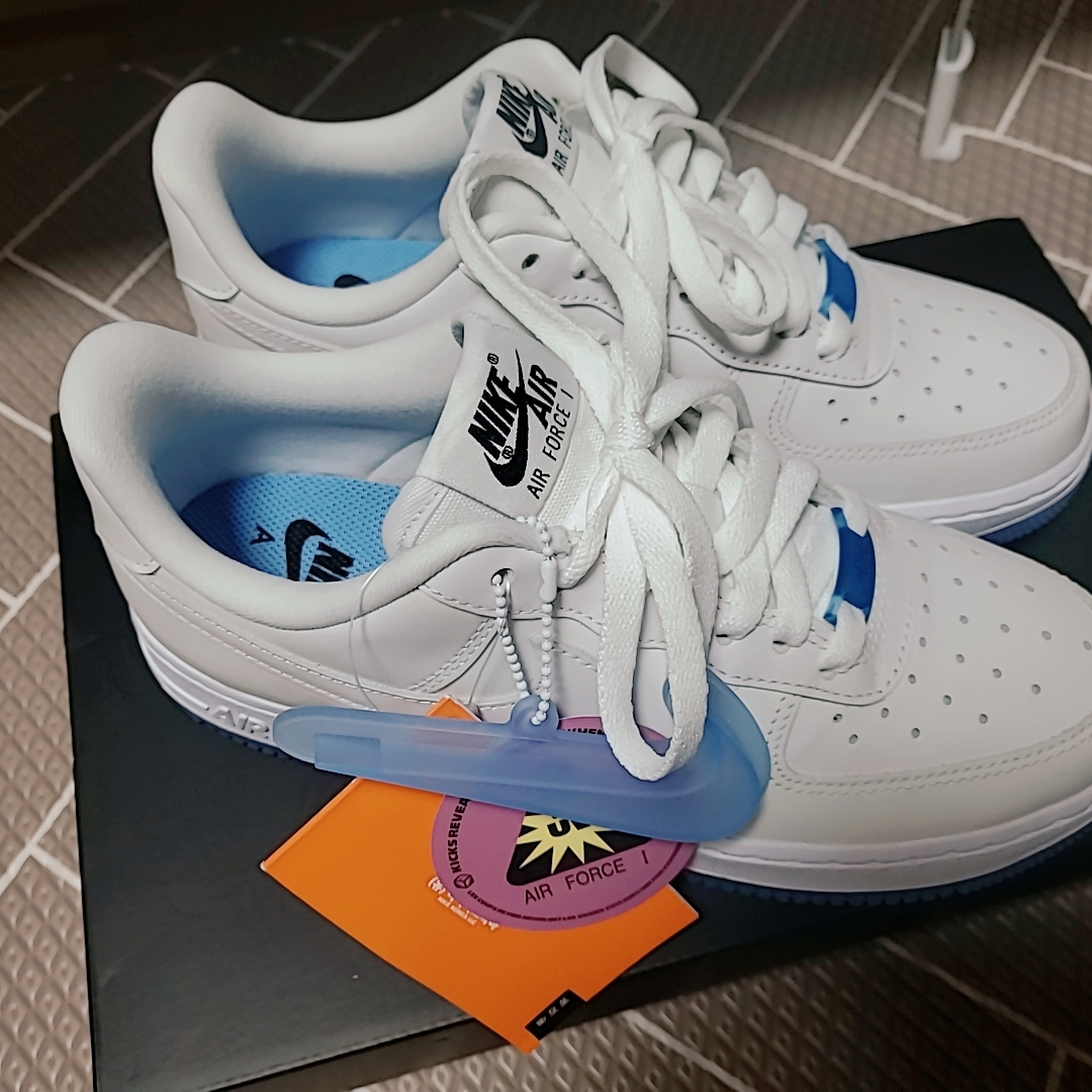 (W) Nike Air Force 1 '07 LX Photochromic 착용 스타일 - 1