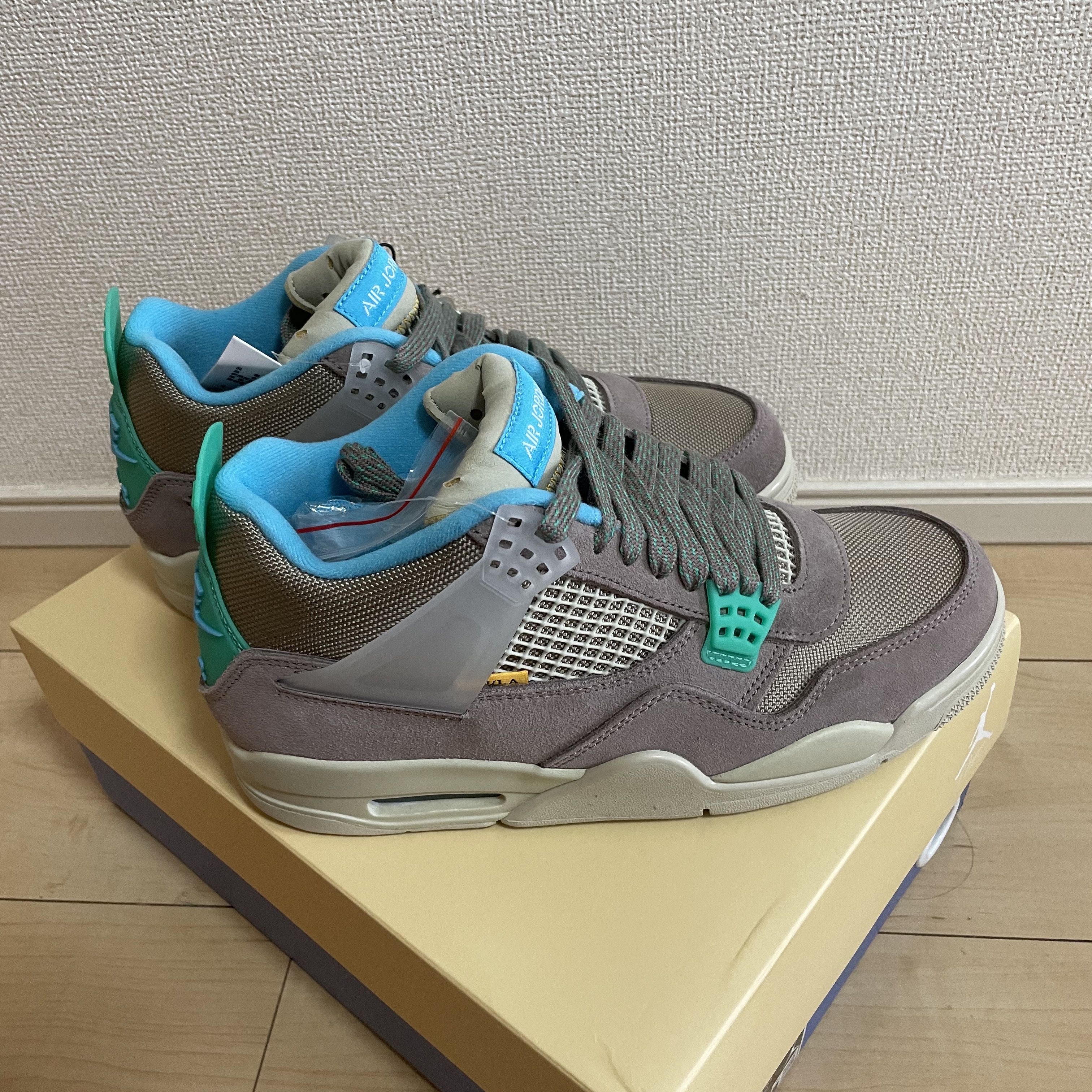 Jordan 4 x Union Retro SP Taupe Haze 착용 스타일 - 4