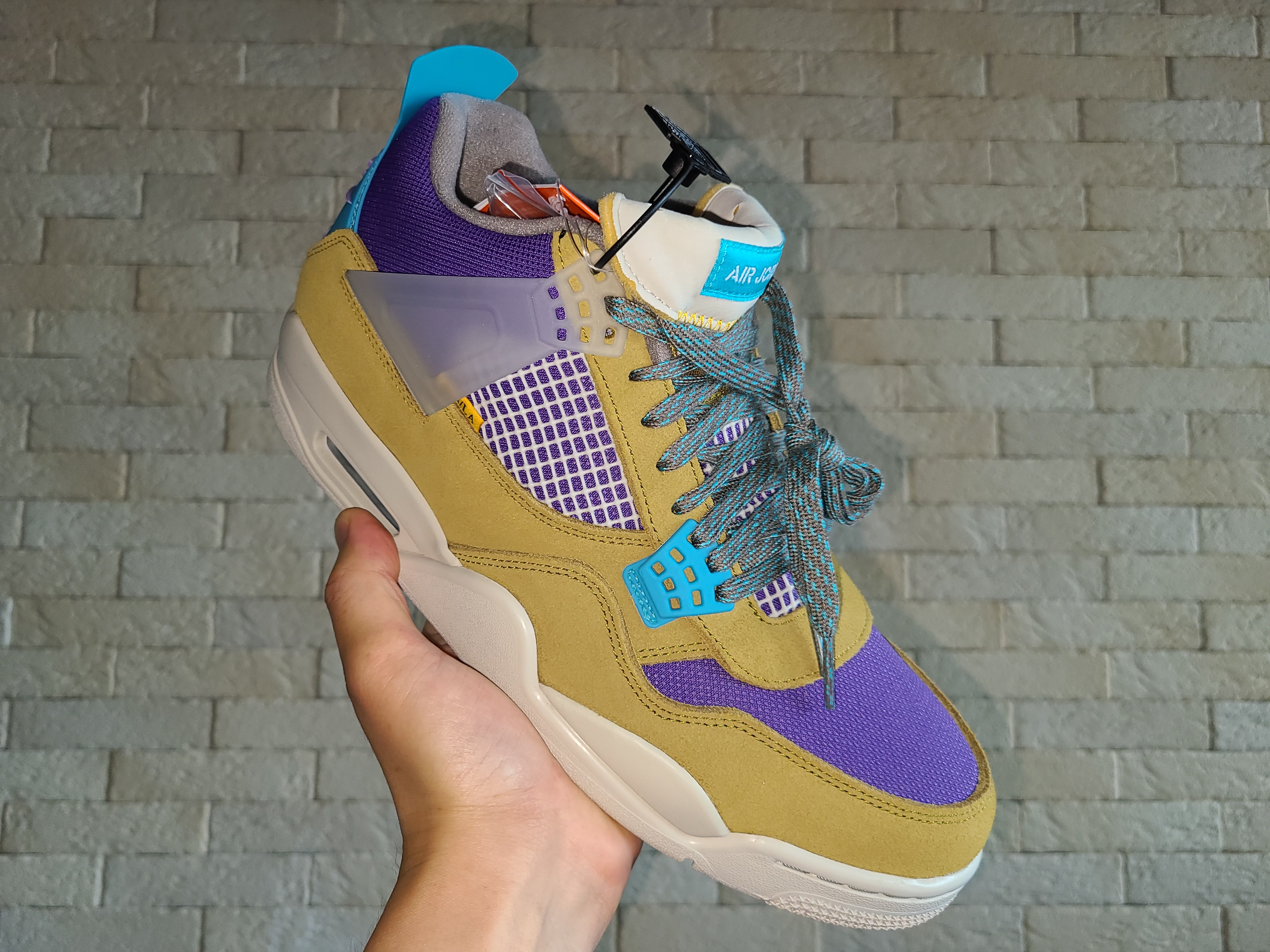 Jordan 4 x Union Retro SP Desert Moss 착용 스타일 - 5