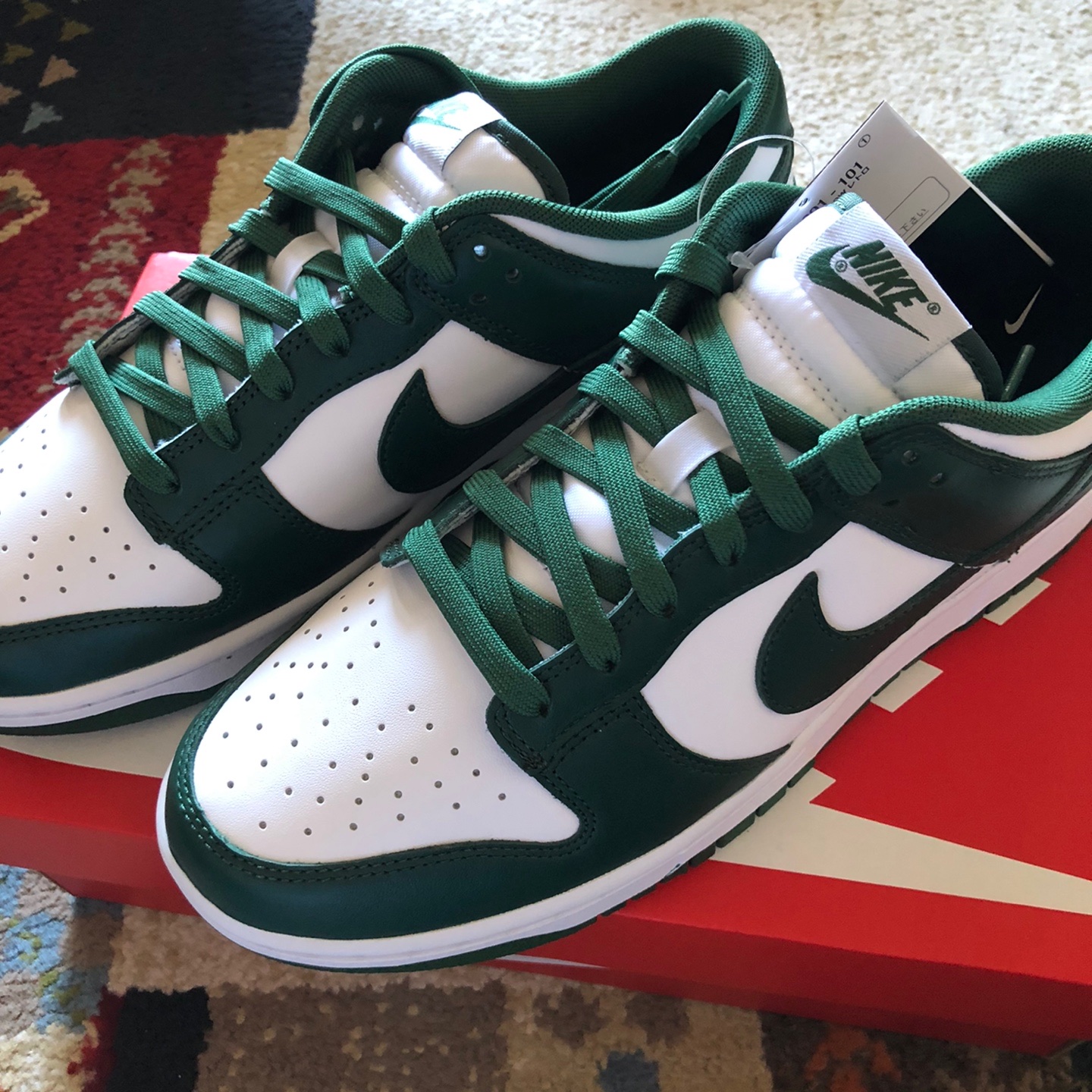 Nike Dunk Low Retro Varsity Green 착용 스타일 - 1