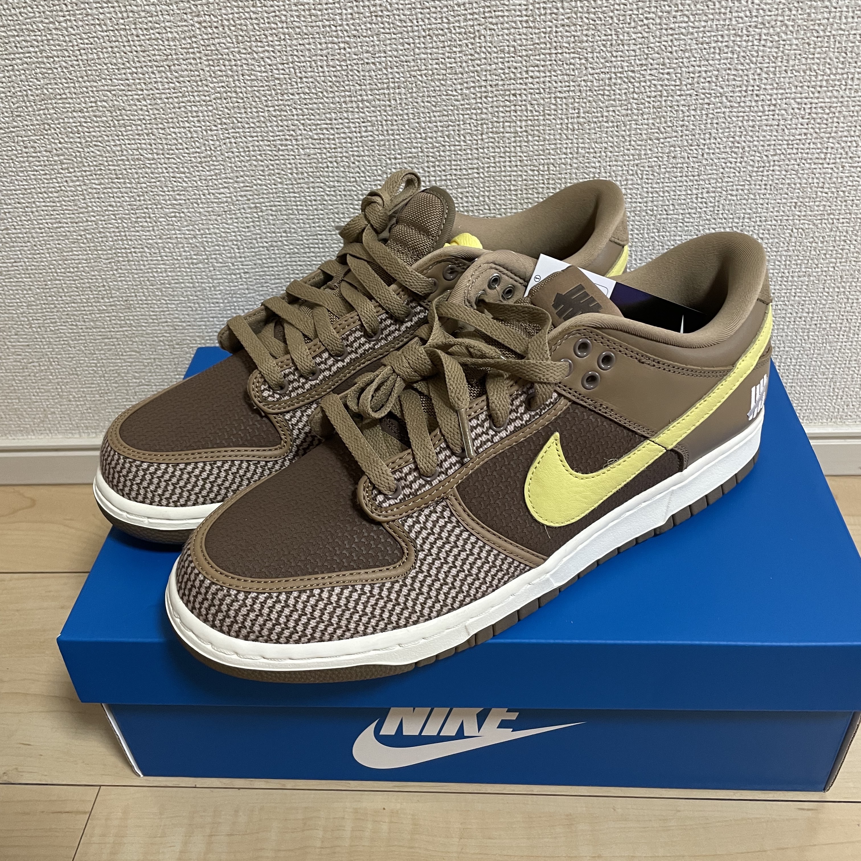 Nike x Undefeated Dunk Low SP Canteen 착용 스타일 - 1