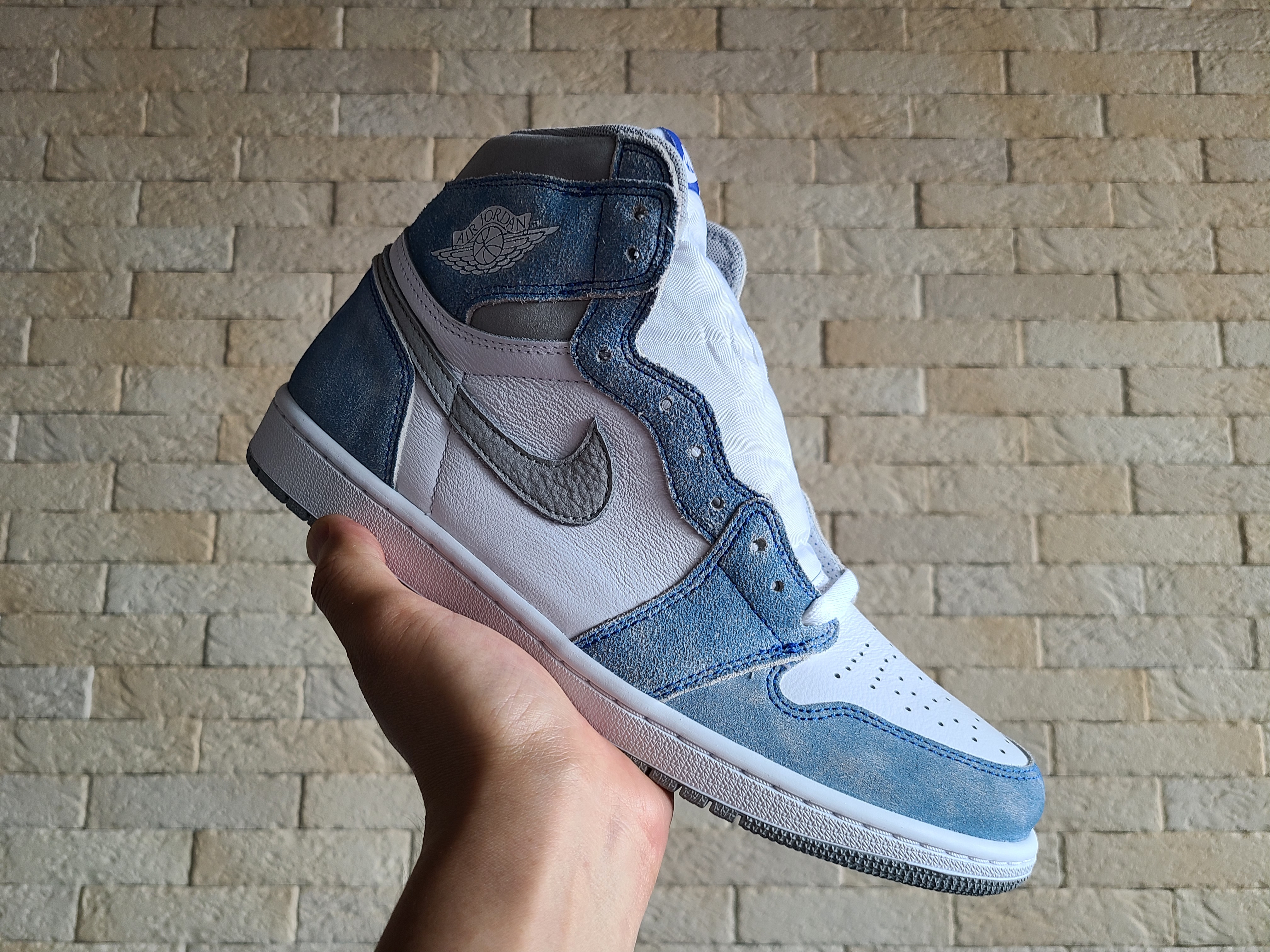 Jordan 1 Retro High OG Hyper Royal, (GS) Jordan 1 Retro High OG Hyper Royal 착용 스타일 - 4