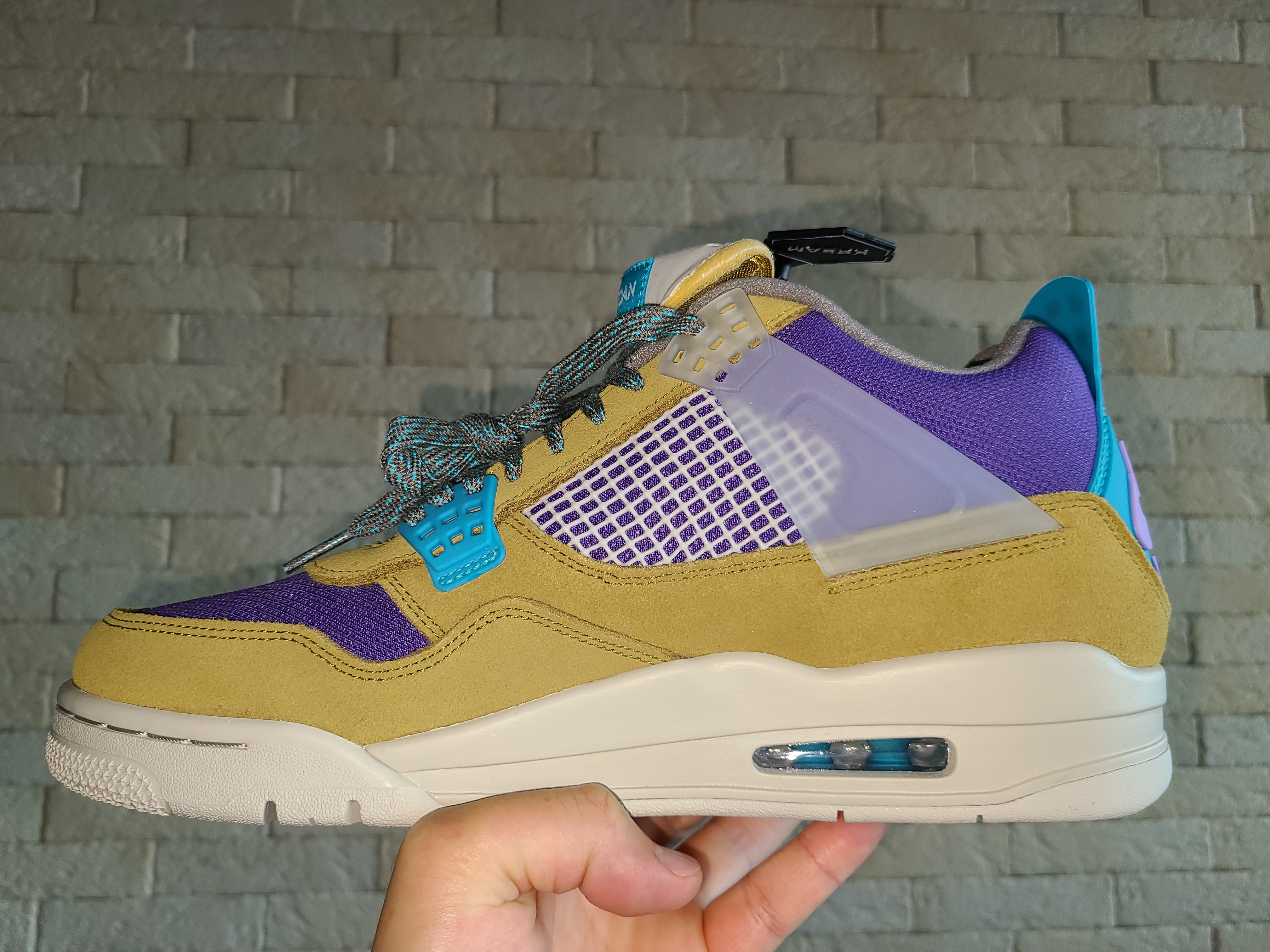 Jordan 4 x Union Retro SP Desert Moss 착용 스타일 - 3