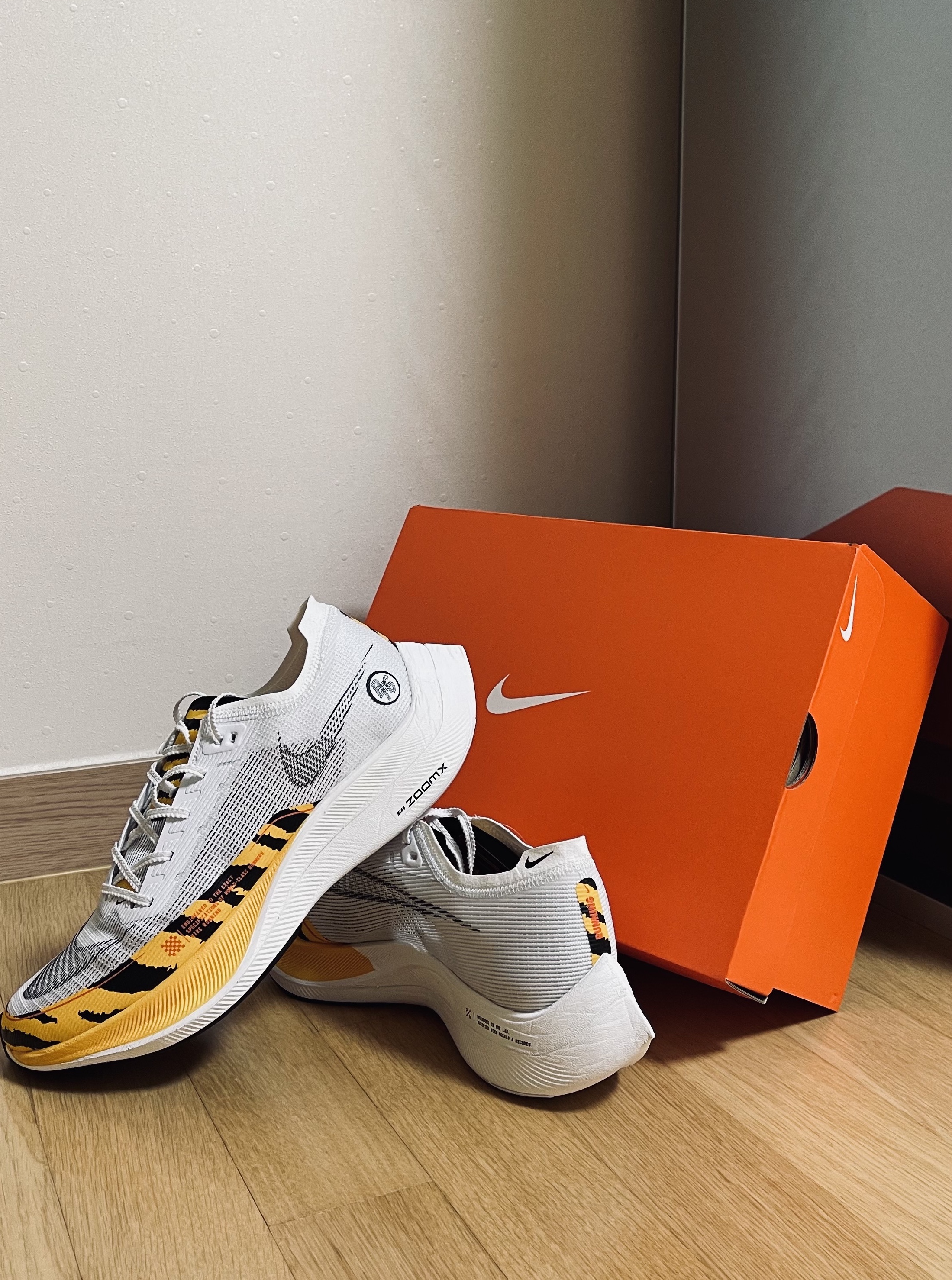 Nike ZoomX Vaporfly Next% 2 Glacier Blue, Nike ZoomX Vaporfly Next% 2 Aurora Green 착용 스타일