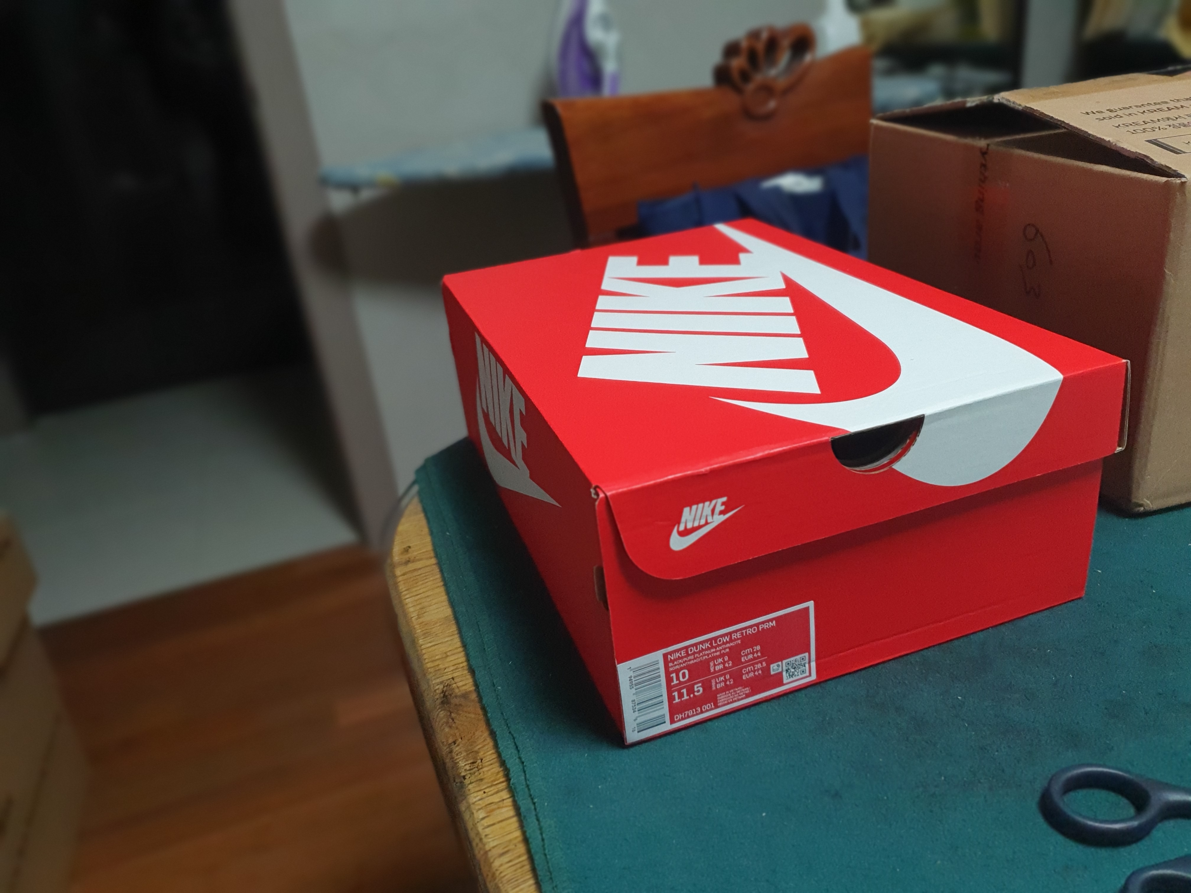 Nike Dunk Low Retro PRM Zebra 착용 스타일 - 2