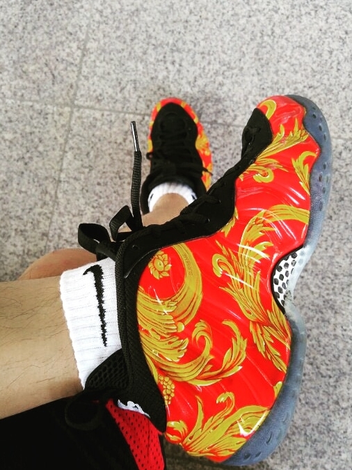 Nike x Supreme Air Foamposite One Red 착용 스타일