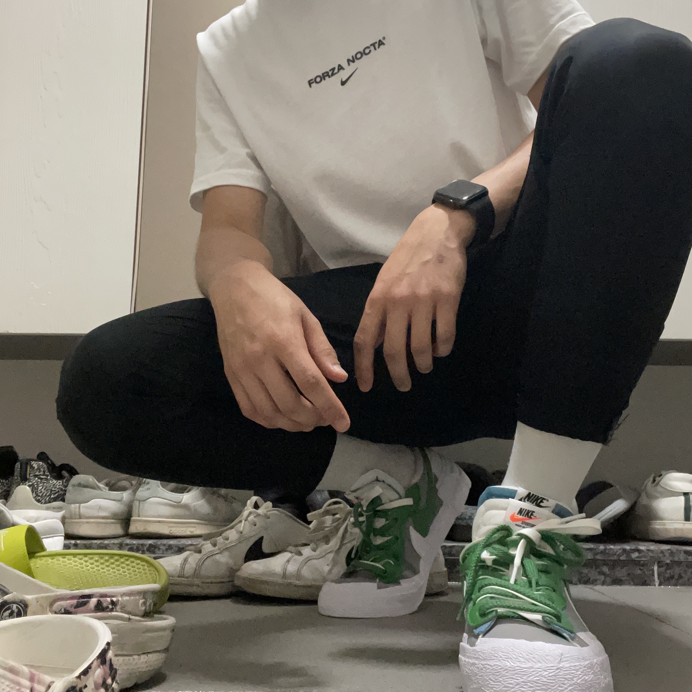 Nike x Drake Nocta Essential T-Shirt White - US/EU, Nike x Sacai Blazer Low Classic Green 착용 스타일