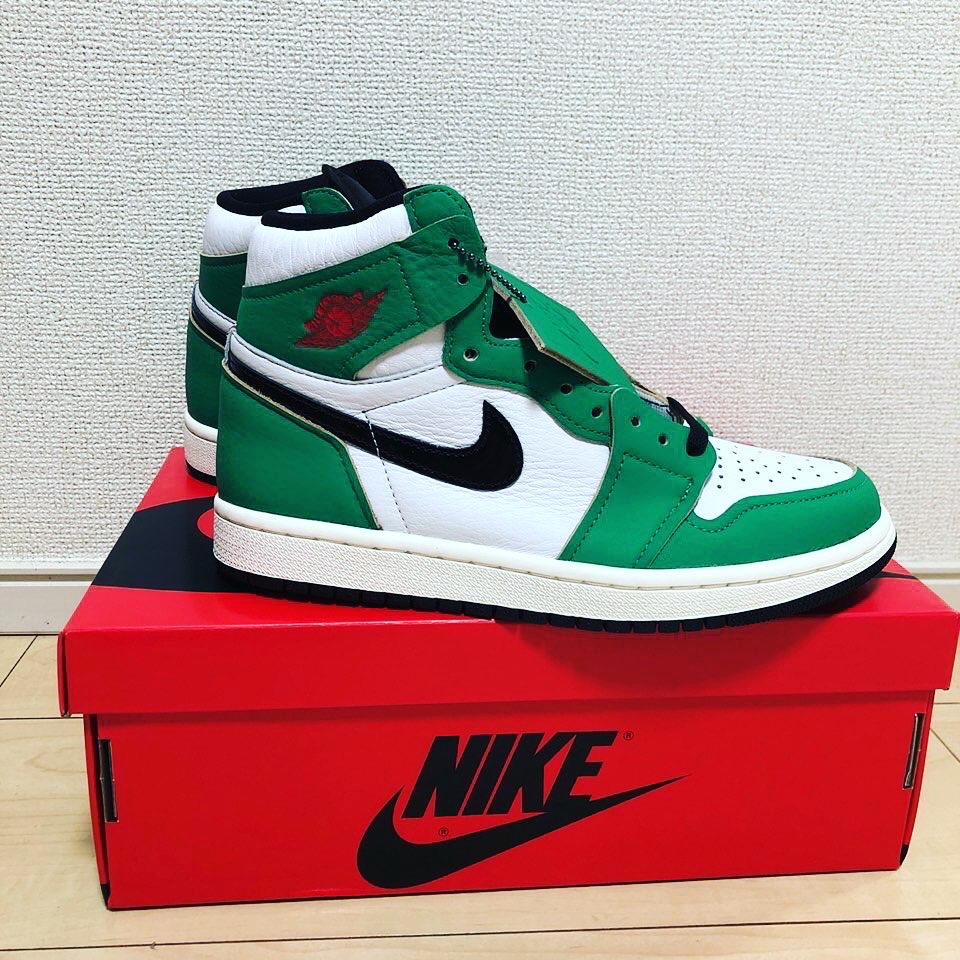 (W) Jordan 1 Retro High OG Lucky Green 착용 스타일 - 2