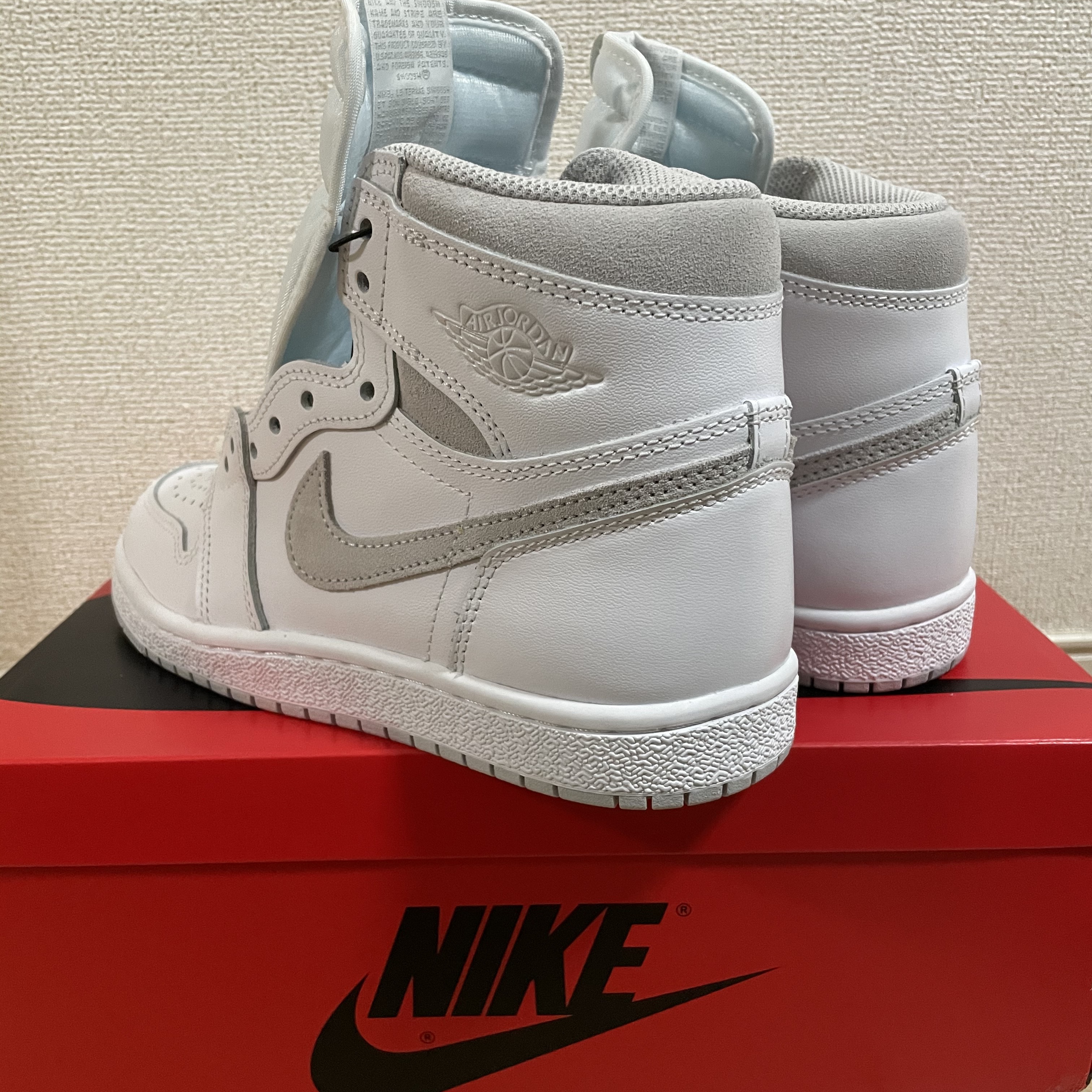 Jordan 1 High 85 Neutral Grey 착용 스타일 - 2