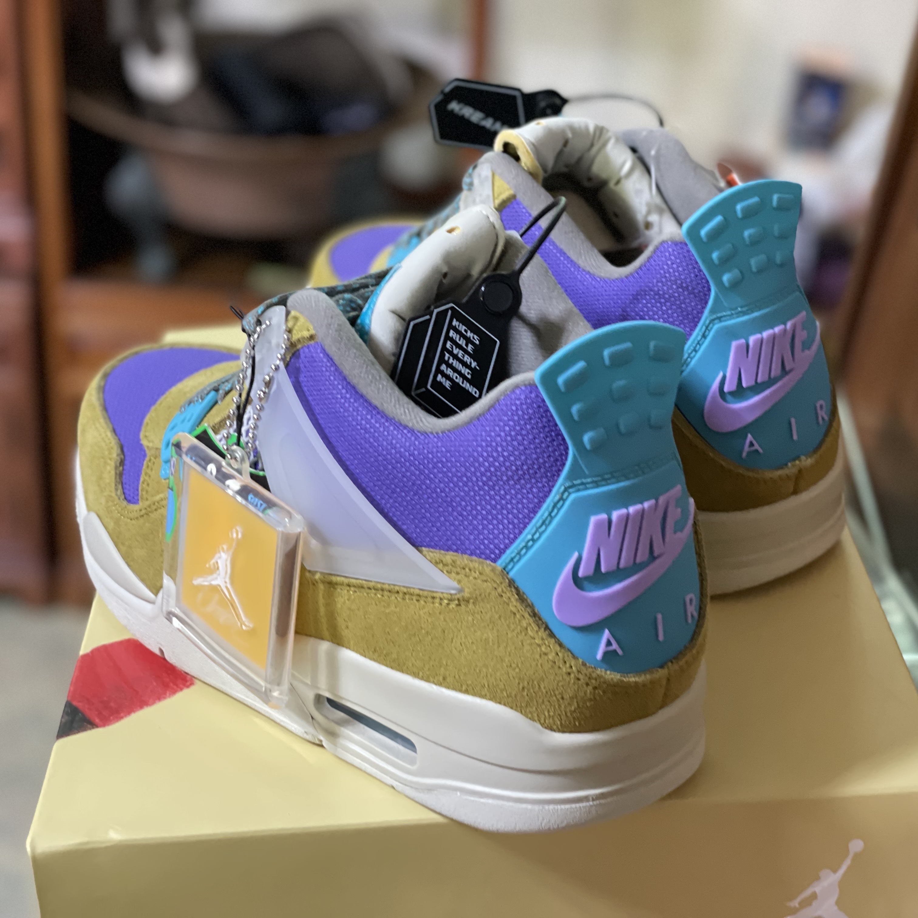 Jordan 4 x Union Retro SP Desert Moss 착용 스타일 - 3