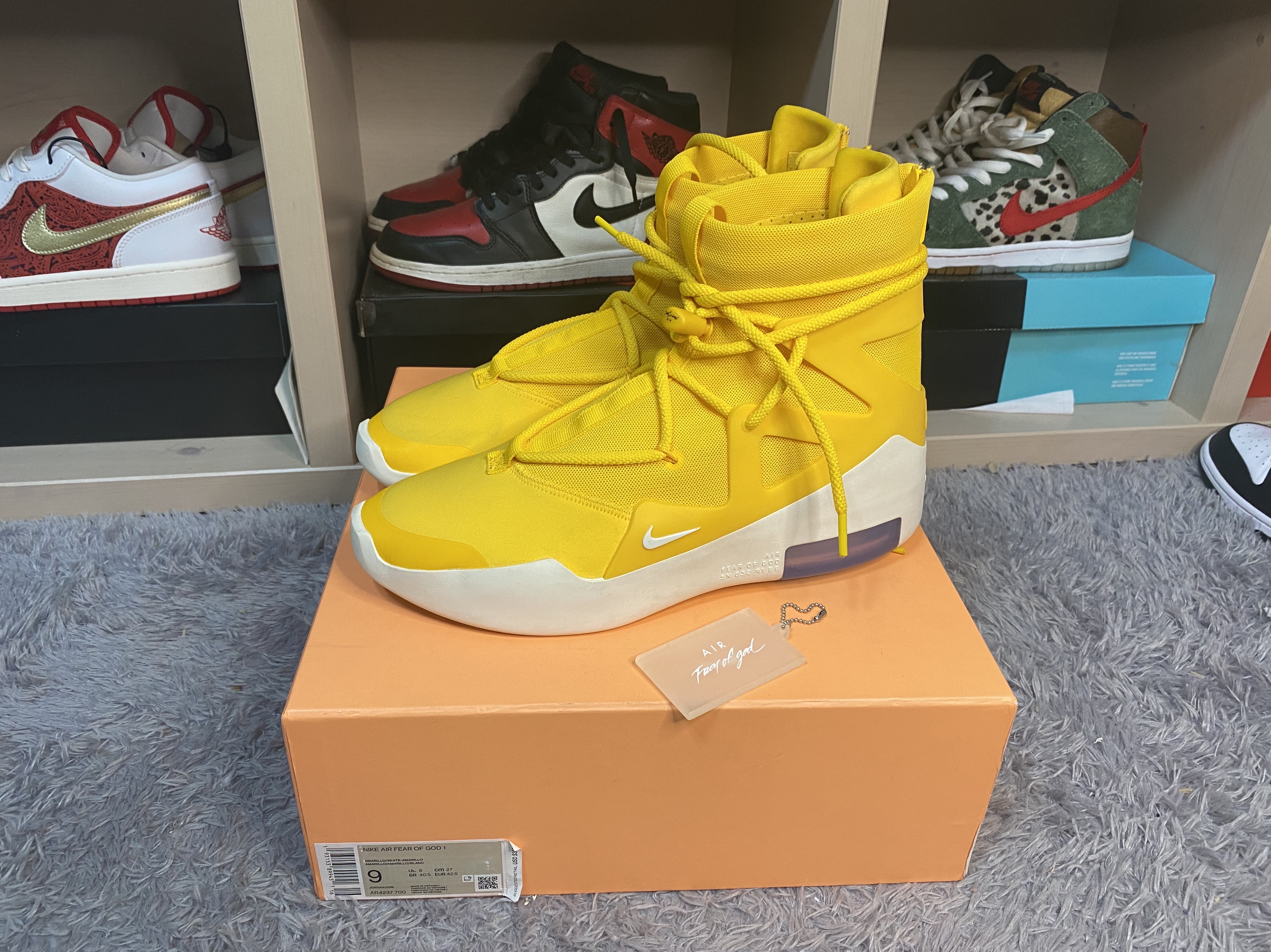 Nike x Fear of God Air Fear of God 1 Yellow 착용 스타일