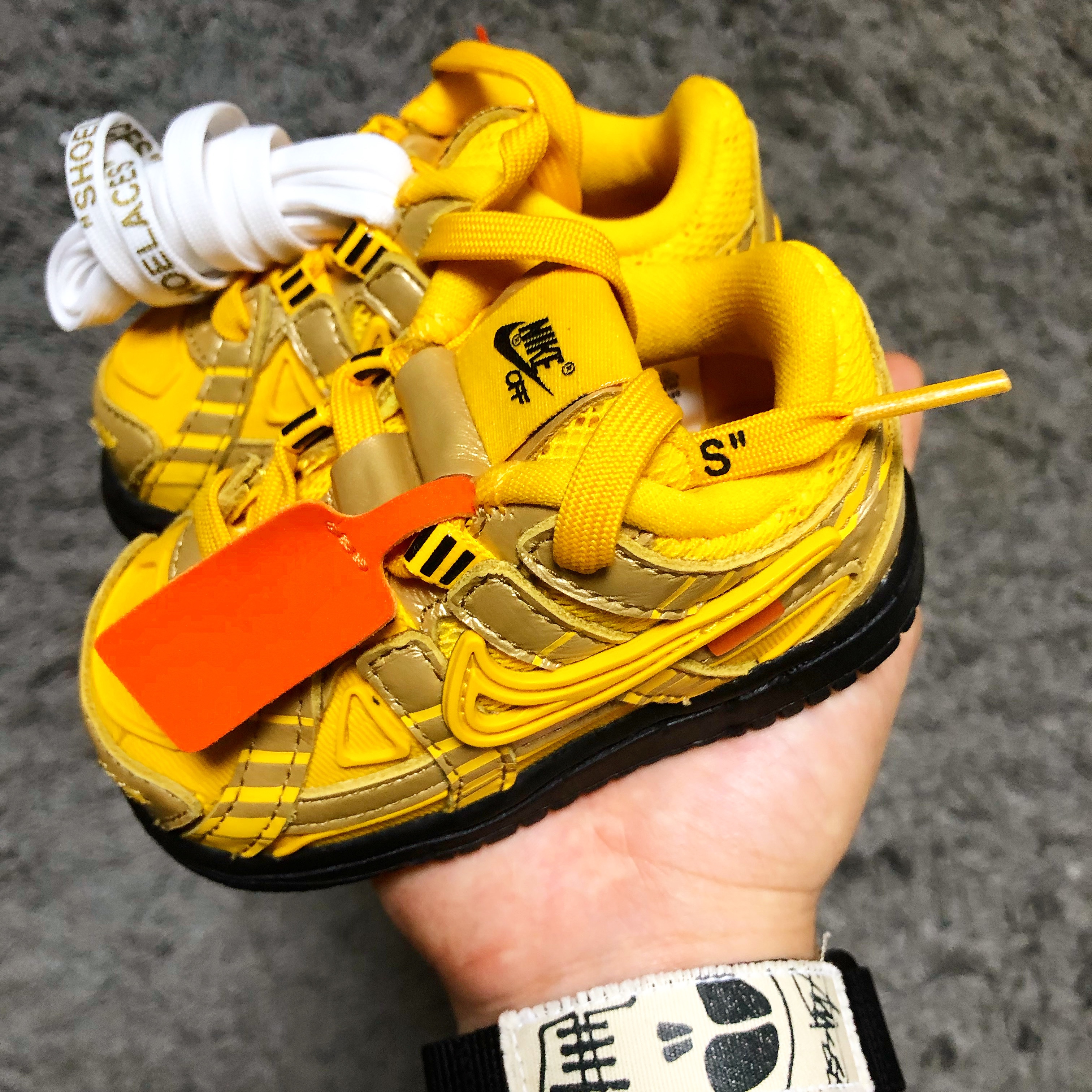 (TD) Nike x Off-White Air Rubber Dunk University Gold 착용 스타일