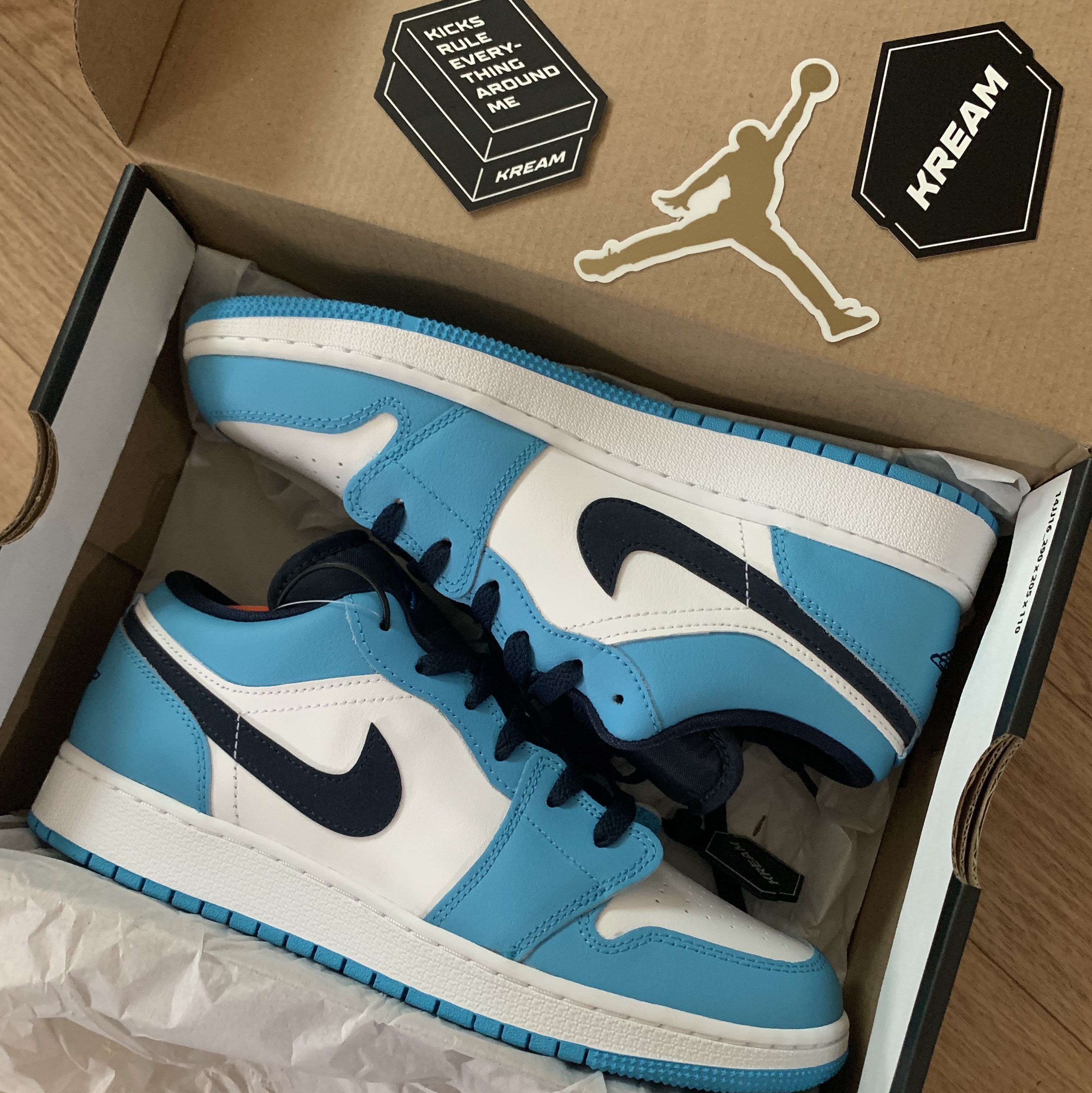 (GS) Jordan 1 Low Dark Powder Blue, Jordan 1 Low Dark Powder Blue 착용 스타일 - 1
