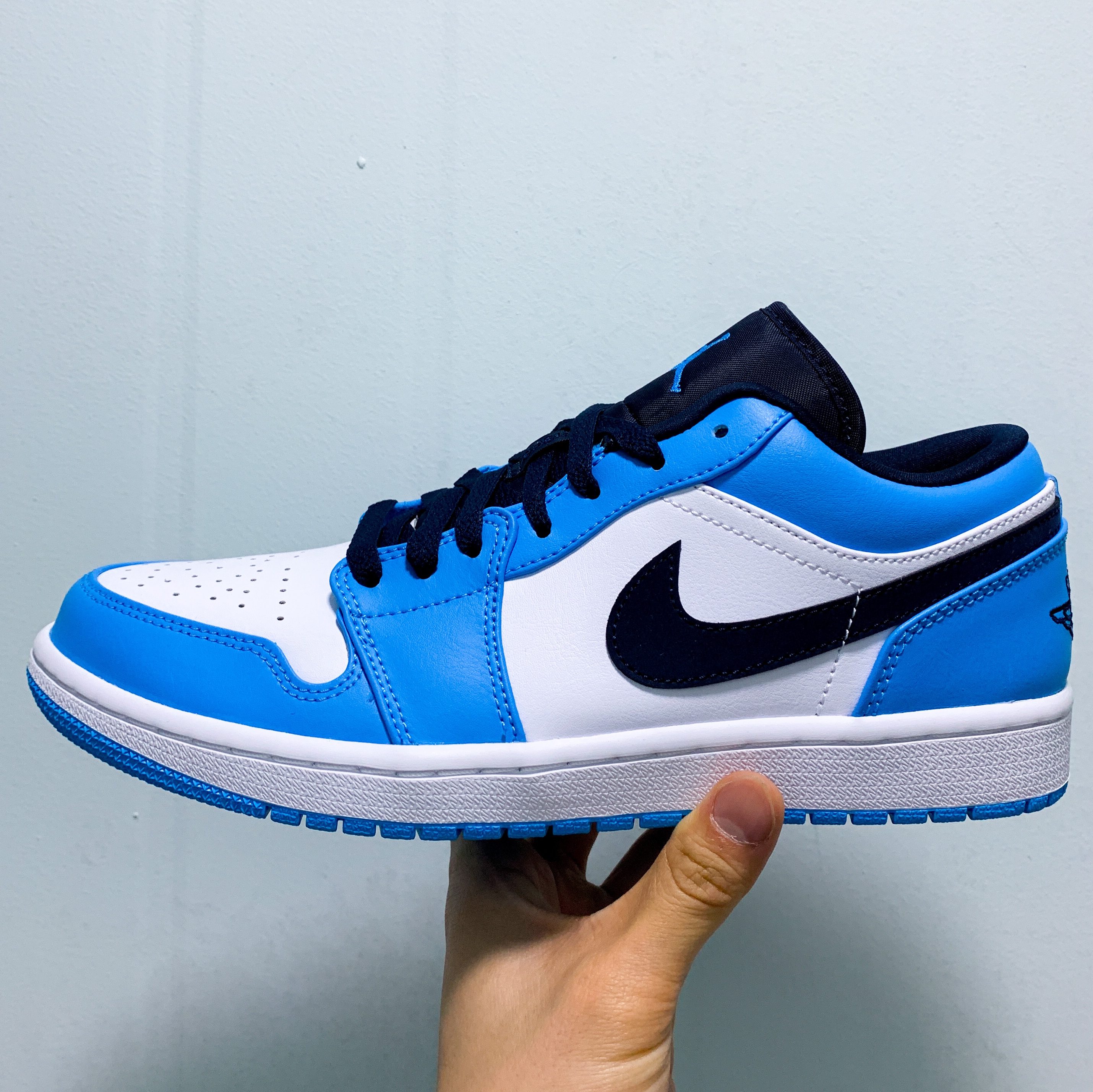 Jordan 1 Low Dark Powder Blue 착용 스타일