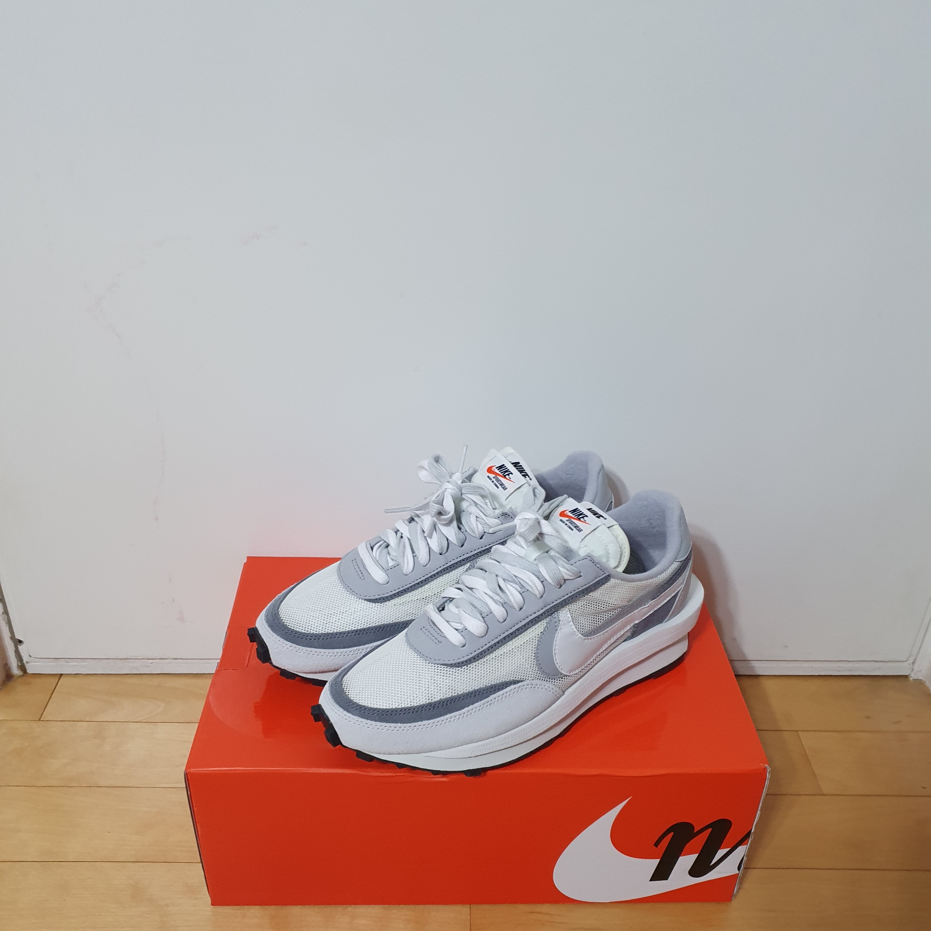 Nike x Sacai LDWaffle Summit White 착용 스타일