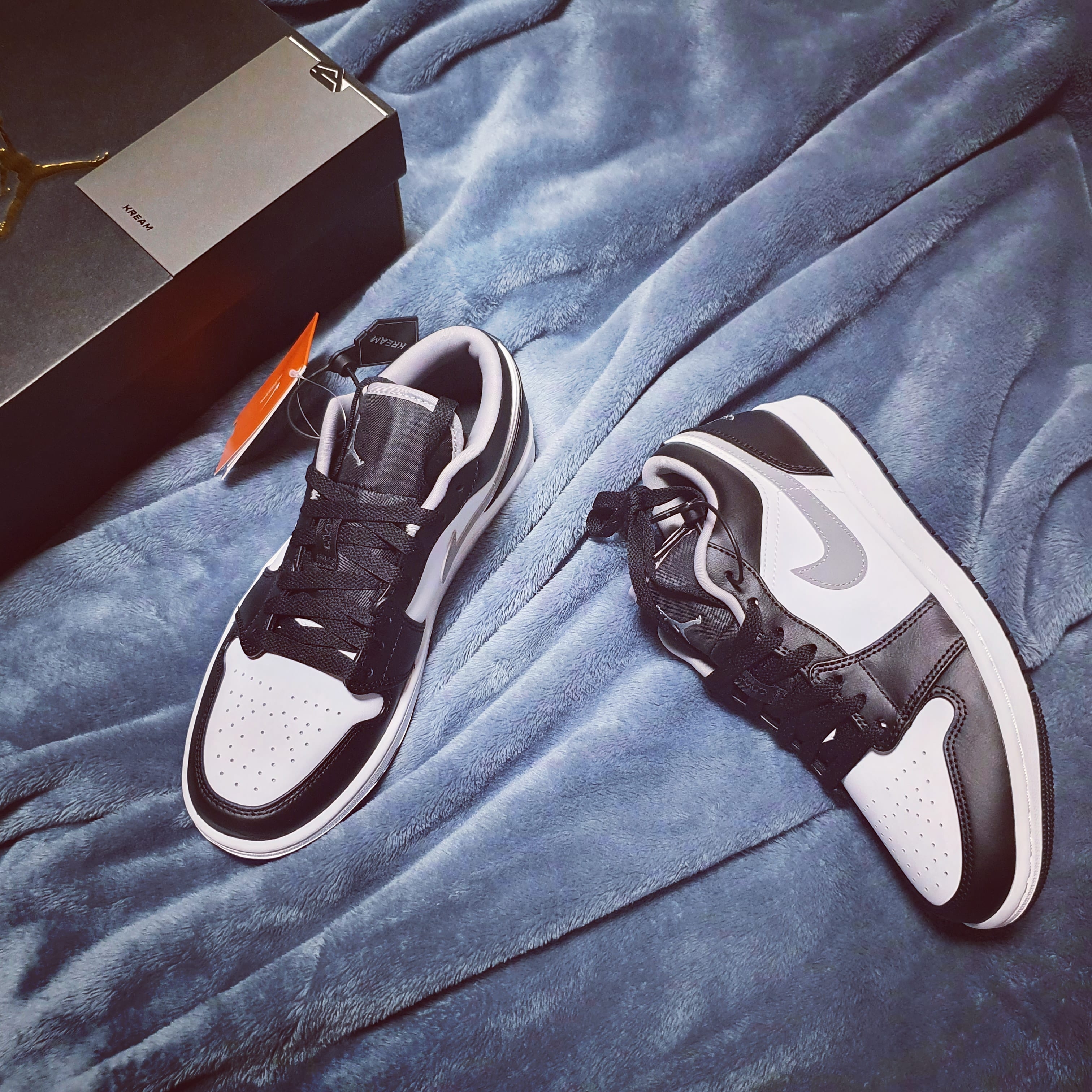 Jordan 1 Low Black Particle Grey 착용 스타일