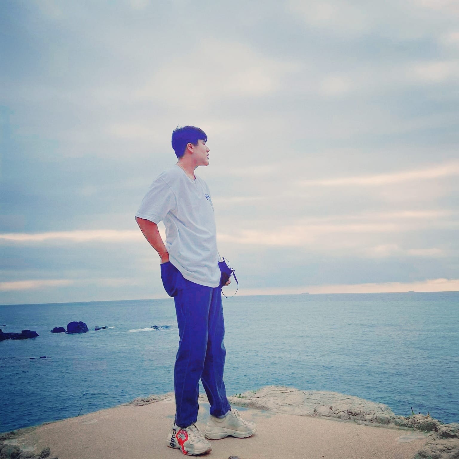 Stussy x Our Legacy Surfman T-Shirt White - 21SS, (W) Gucci Rhyton Leather Sneakers Mouth 착용 스타일 - 2