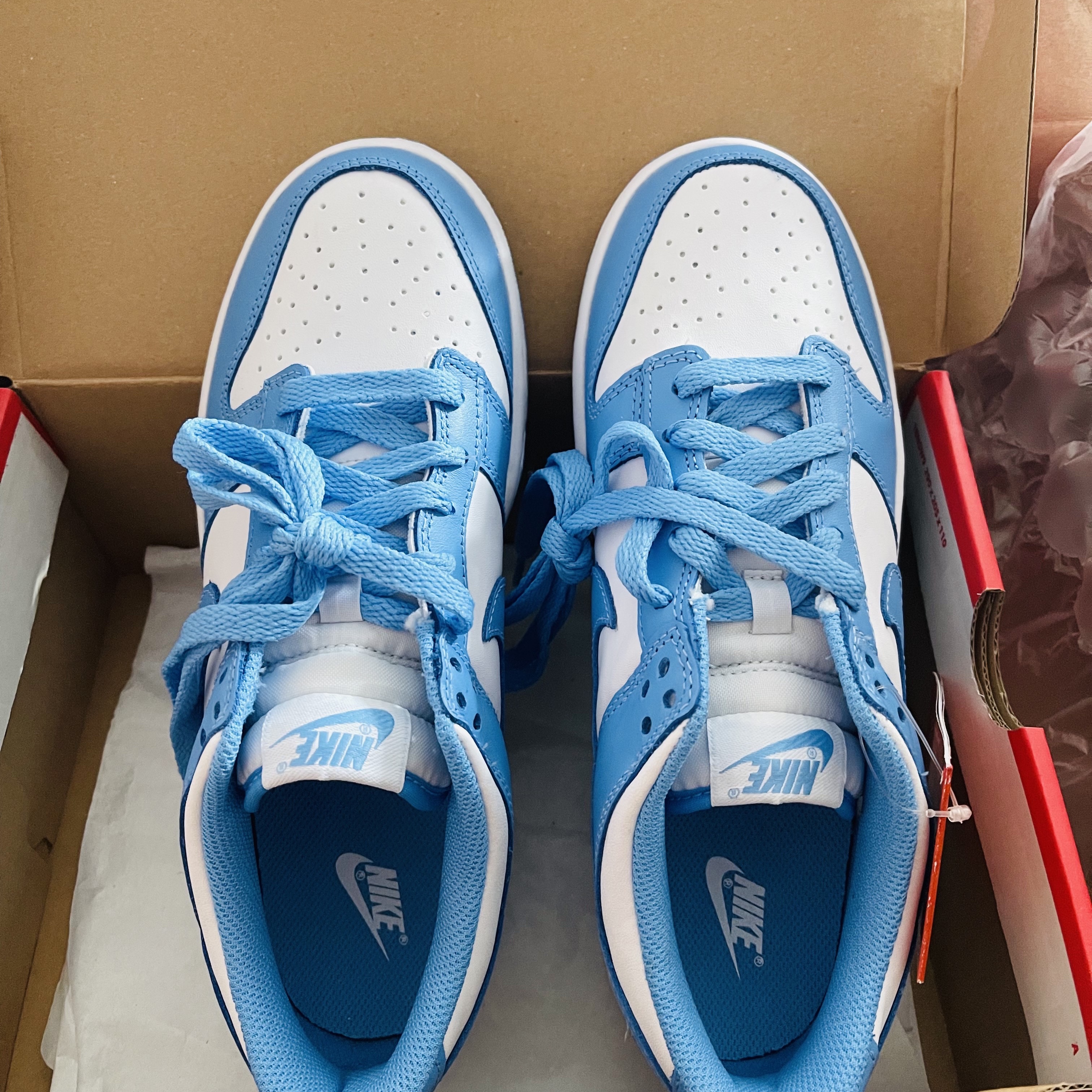 Nike Dunk Low Retro University Blue 착용 스타일 - 4