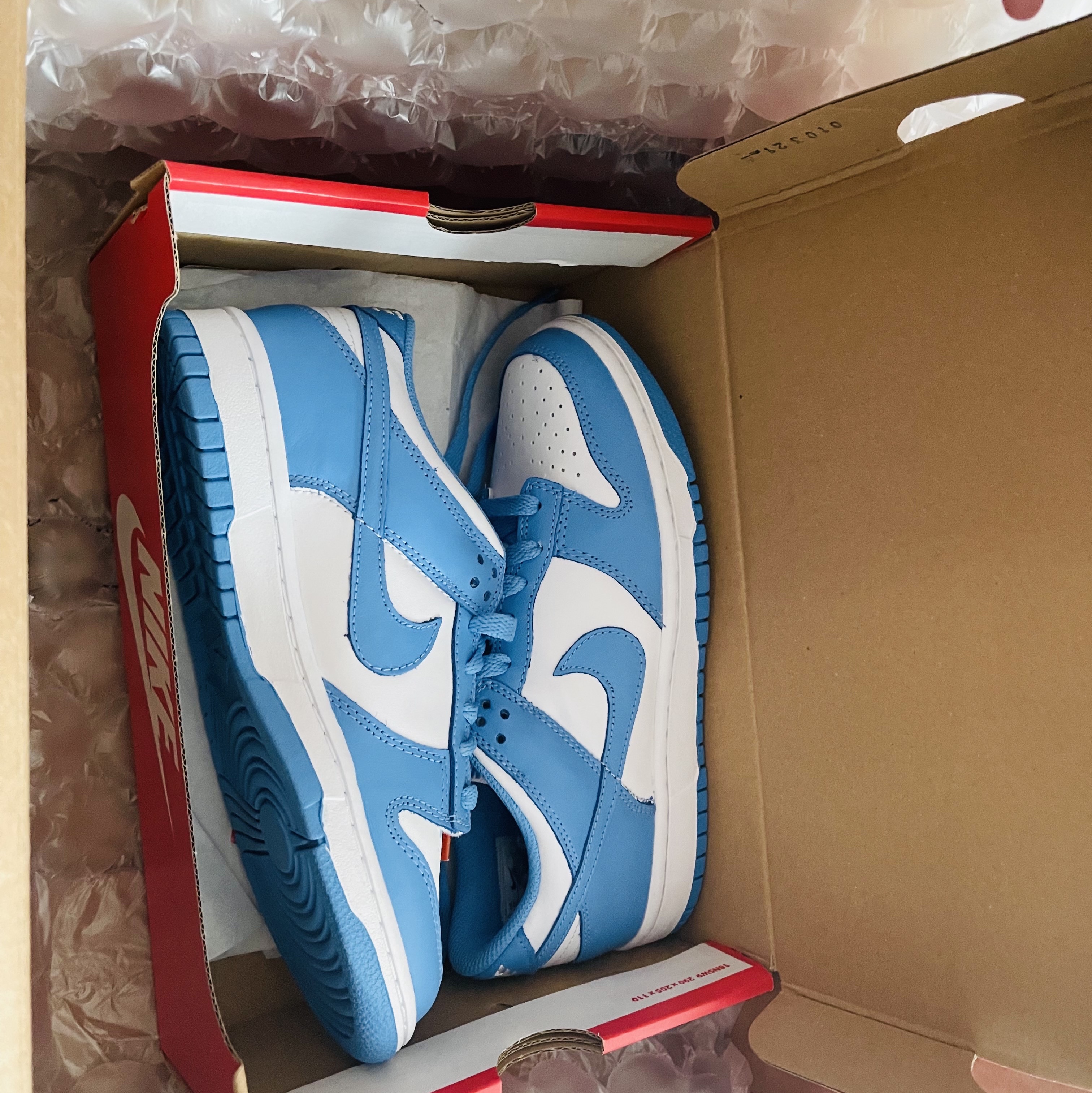 Nike Dunk Low Retro University Blue 착용 스타일 - 5
