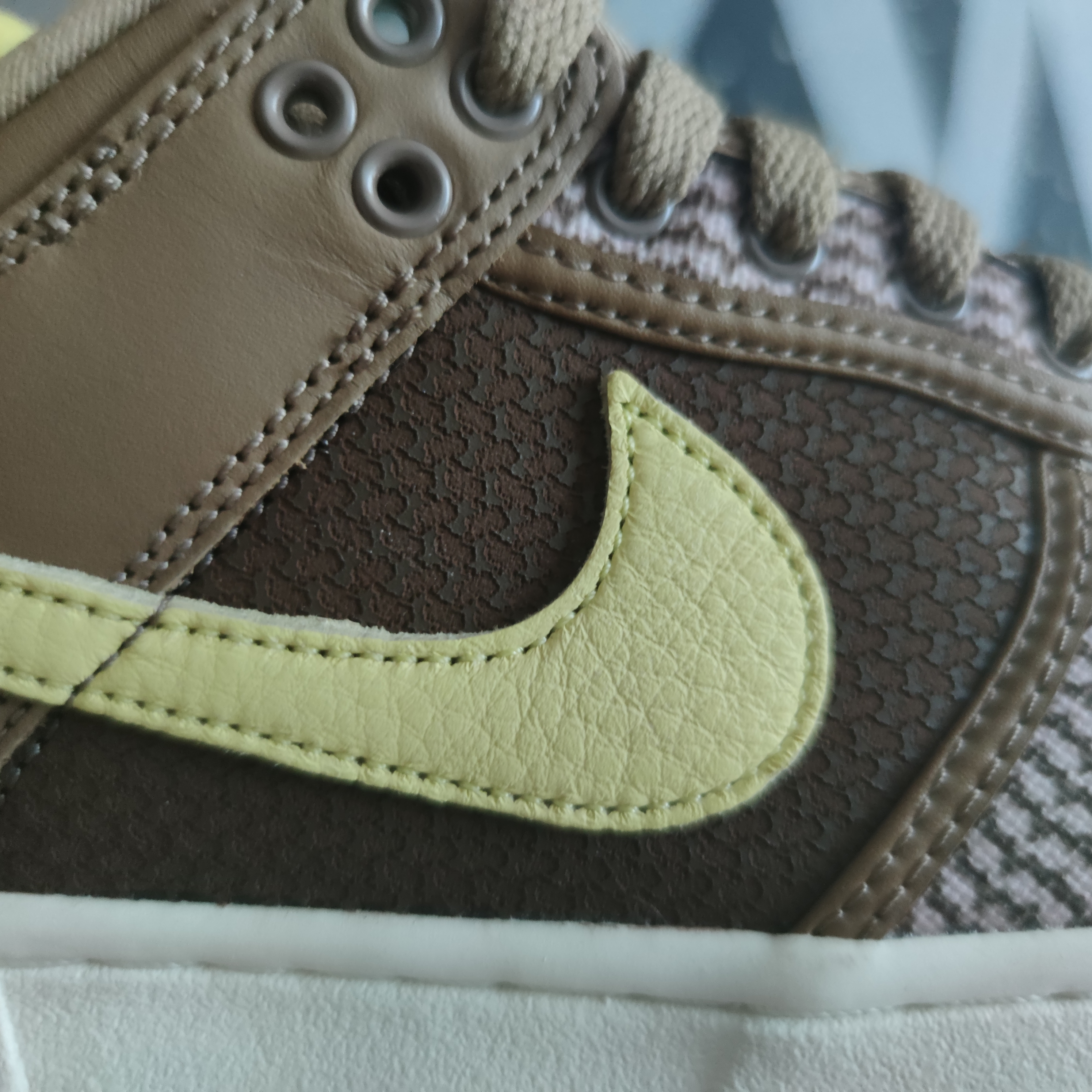 Nike x Undefeated Dunk Low SP Canteen 착용 스타일 - 3