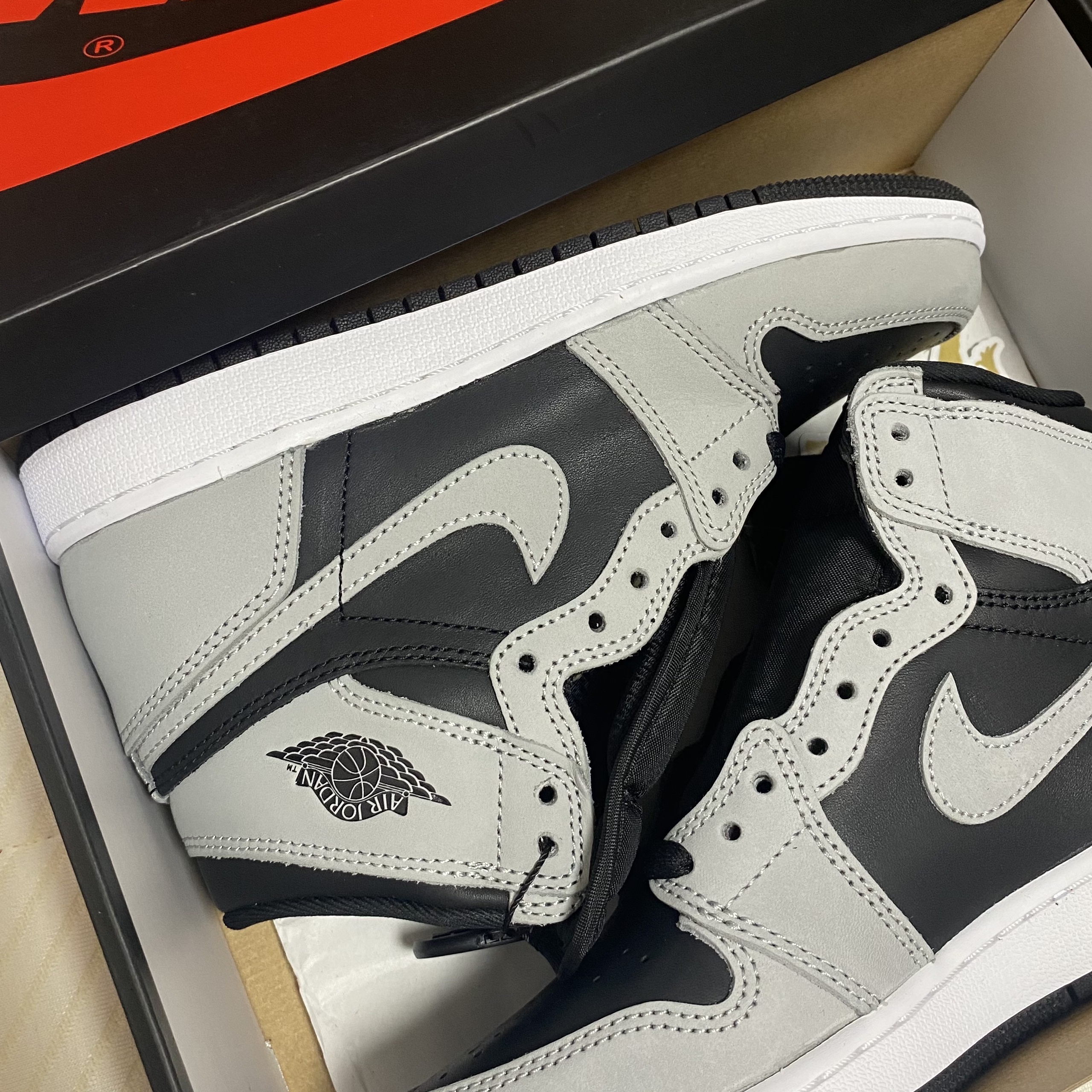(GS) Jordan 1 Retro High OG Shadow 2.0 착용 스타일