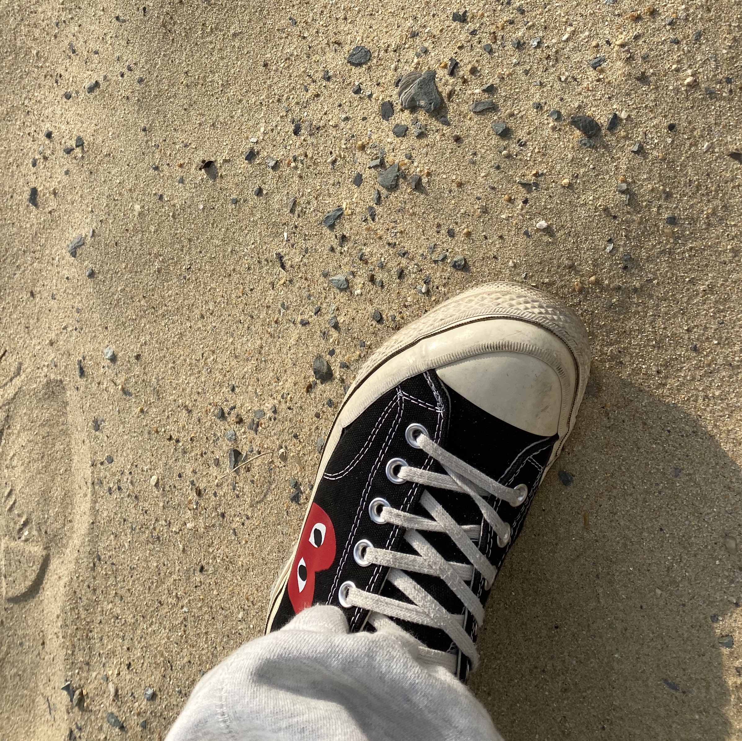 Converse x Play Comme des Garcons Chuck 70 Ox Black 착용 스타일