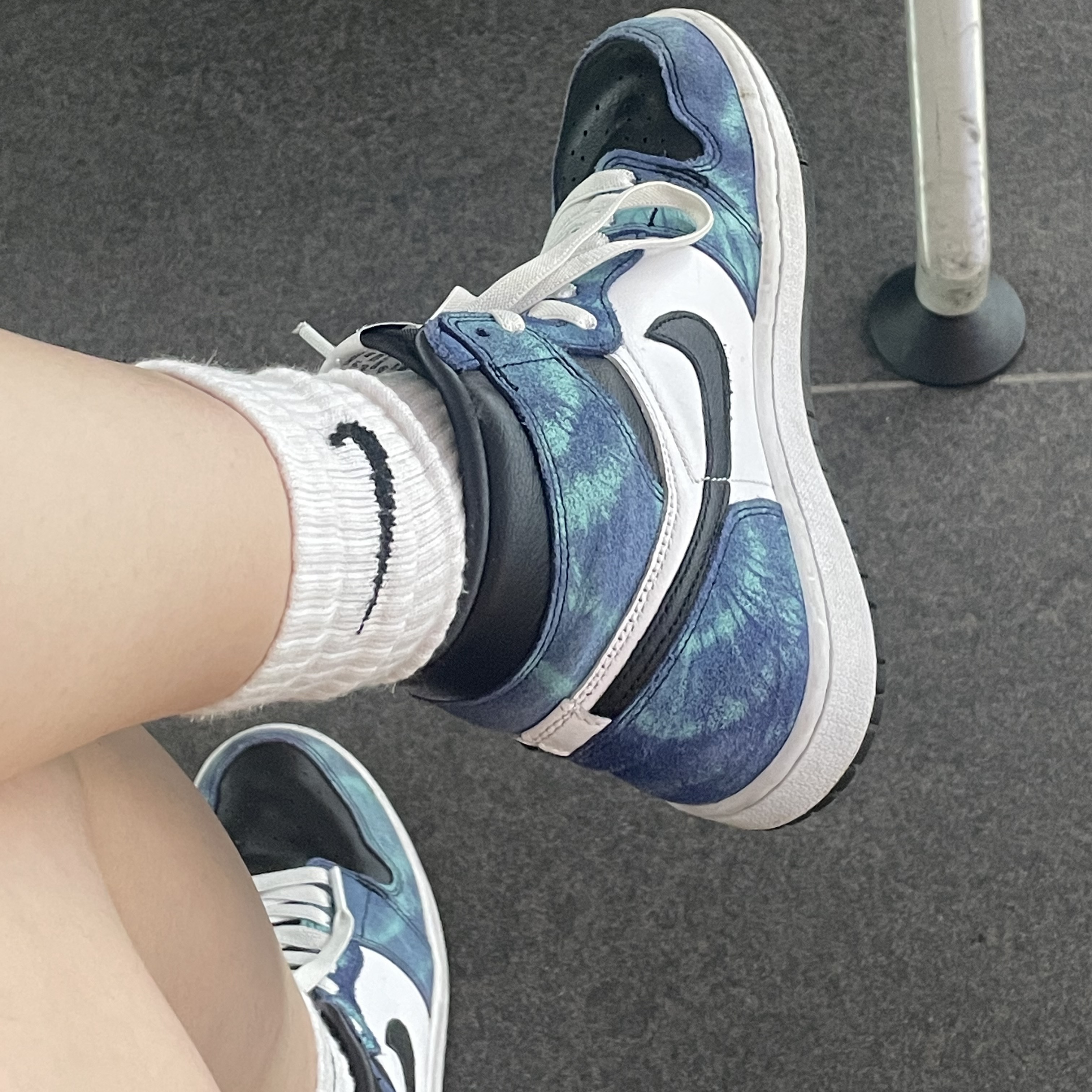 (W) Jordan 1 Retro High Tie-Dye 착용 스타일