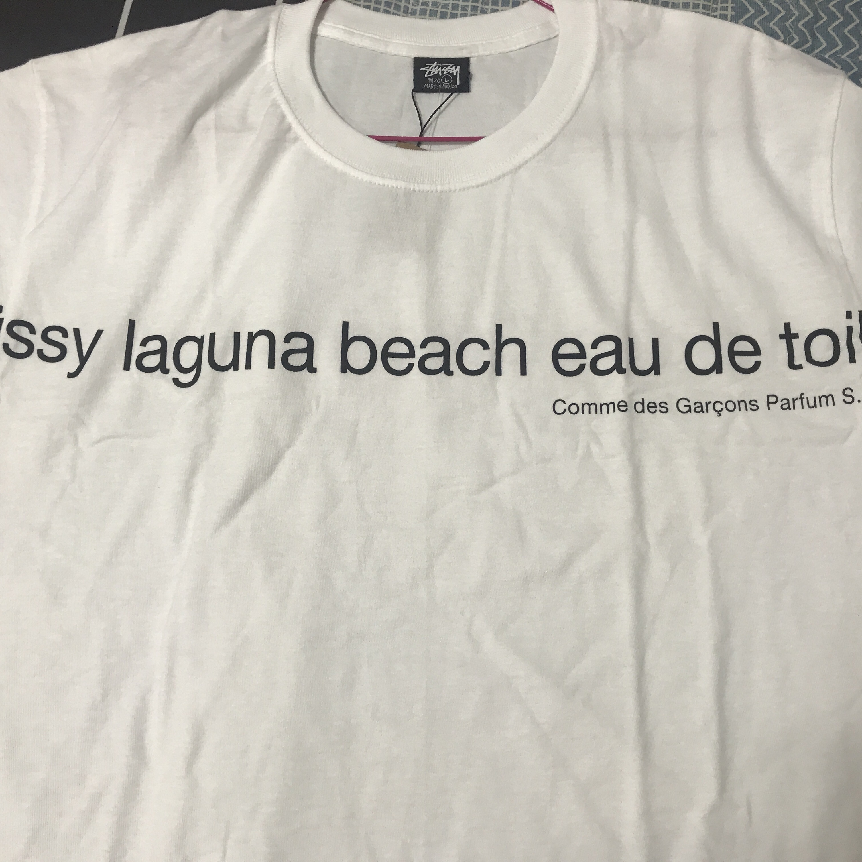 Stussy x CDG Laguna Beach T-Shirt White 착용 스타일 - 2
