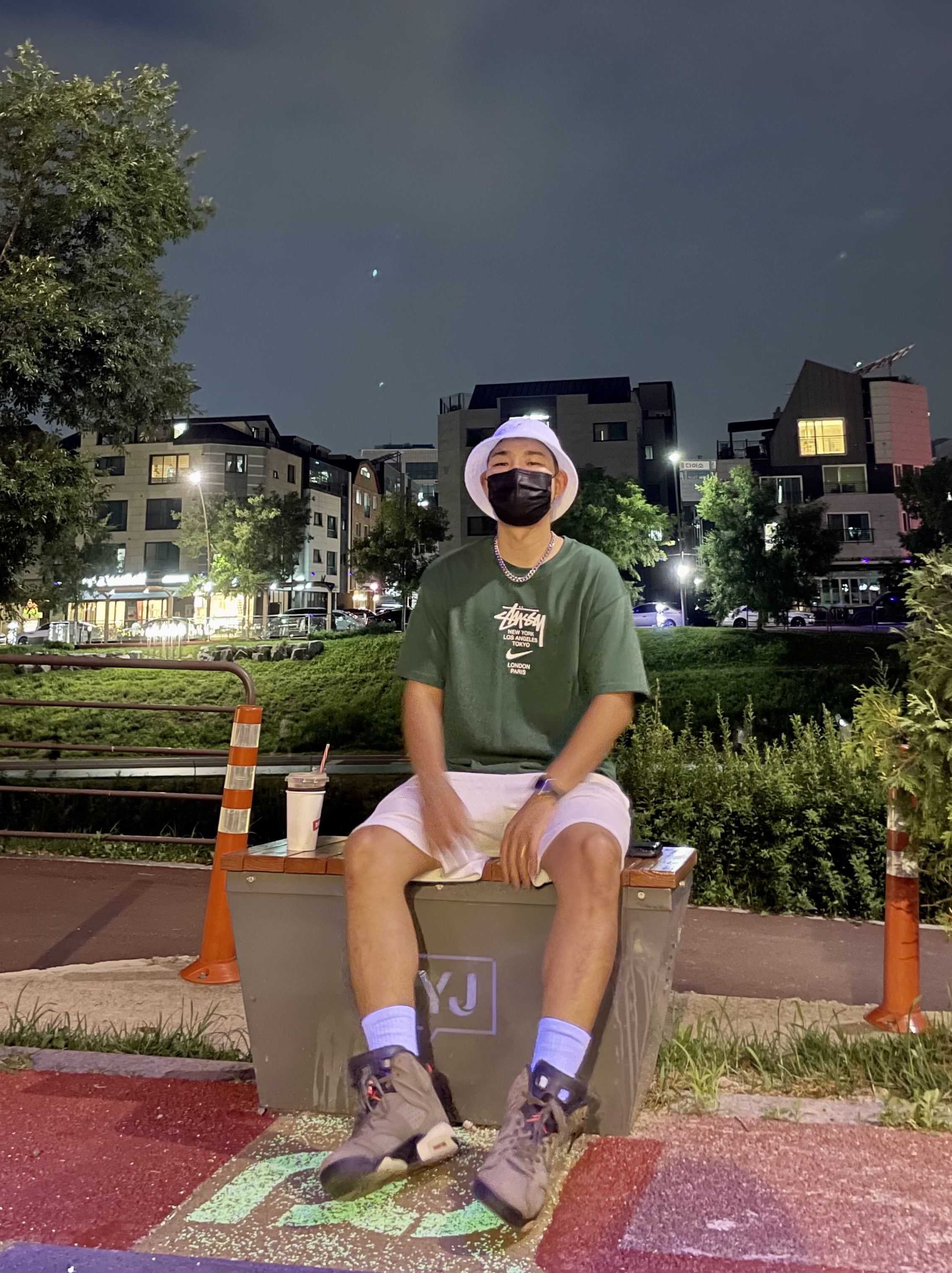 Nike x Stussy WT T-Shirt Green - Asia, Jordan 6 x Travis Scott Retro Olive 착용 스타일 - 1