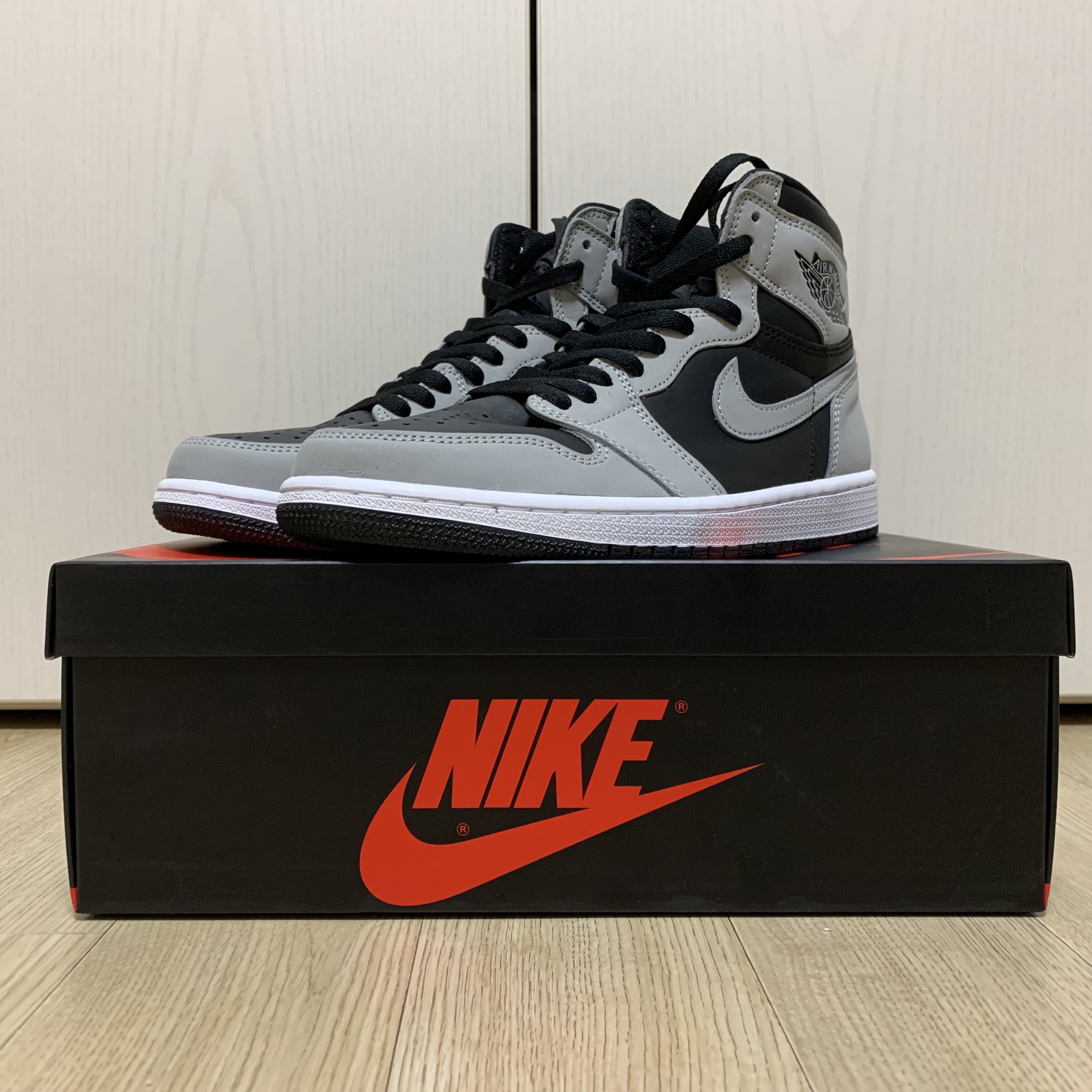 Jordan 1 Retro High OG Shadow 2.0 착용 스타일 - 1