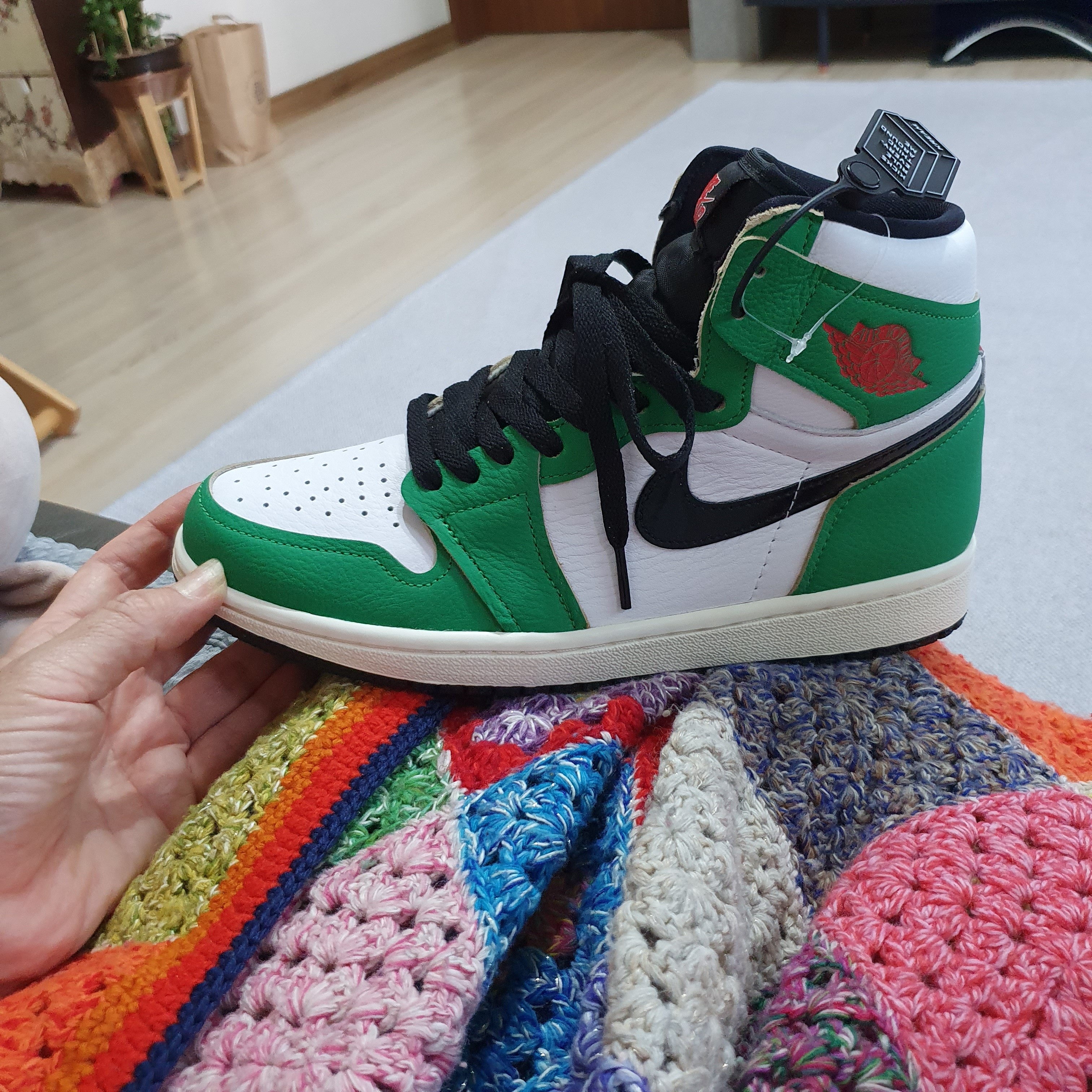 (W) Jordan 1 Retro High OG Lucky Green 착용 스타일