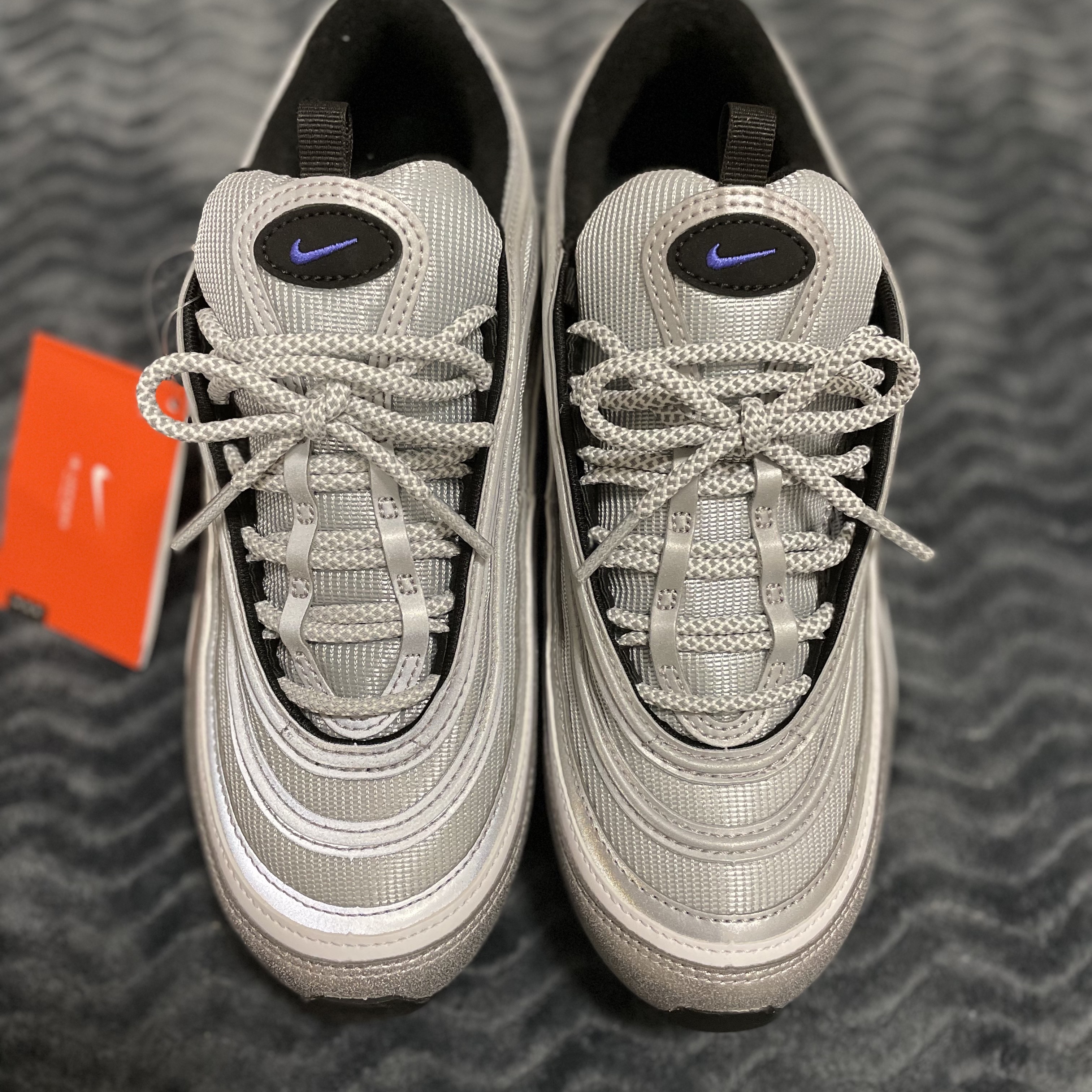Nike Air Max 97 Persian Violet 착용 스타일 - 1