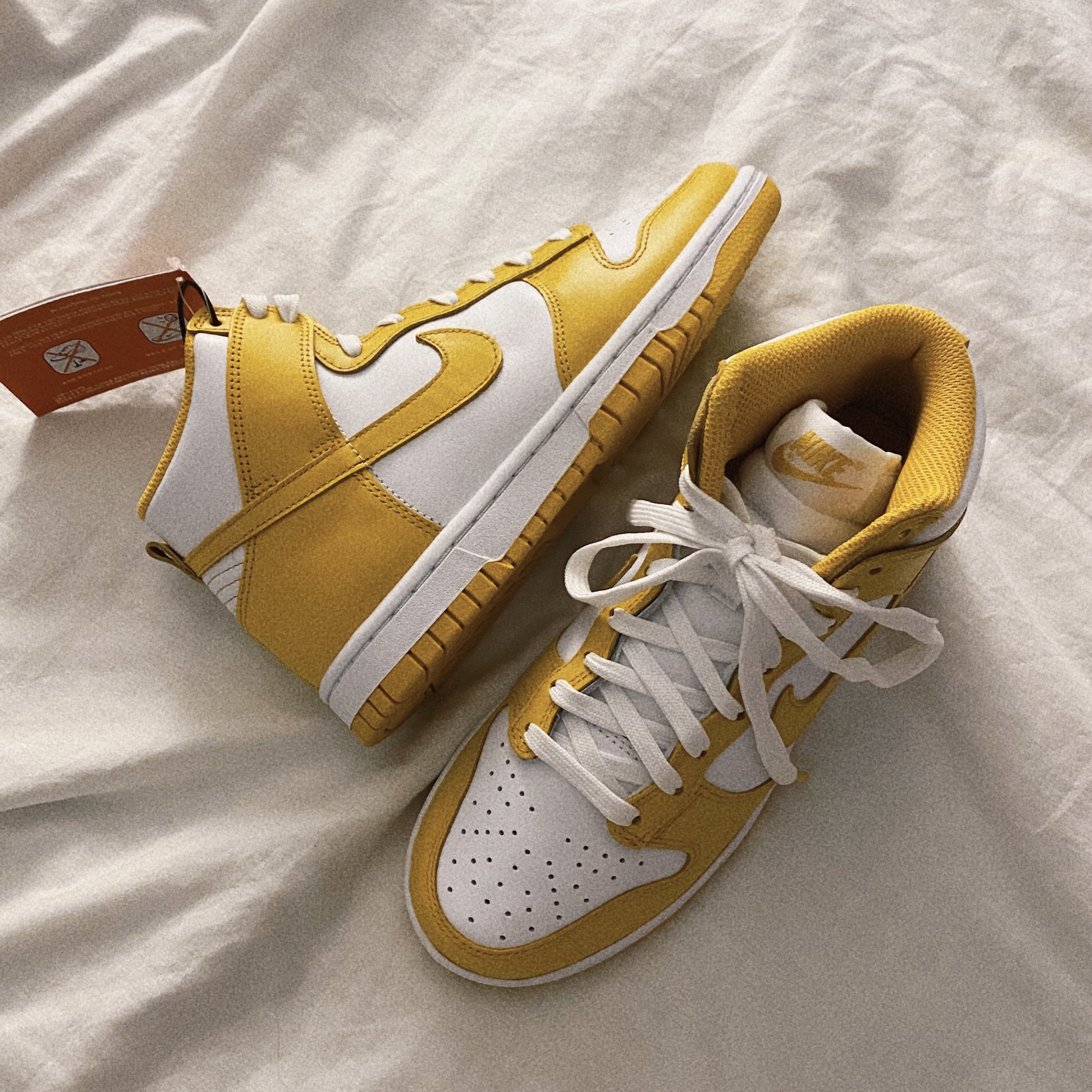 (W) Nike Dunk High Dark Sulfur 착용 스타일 - 1