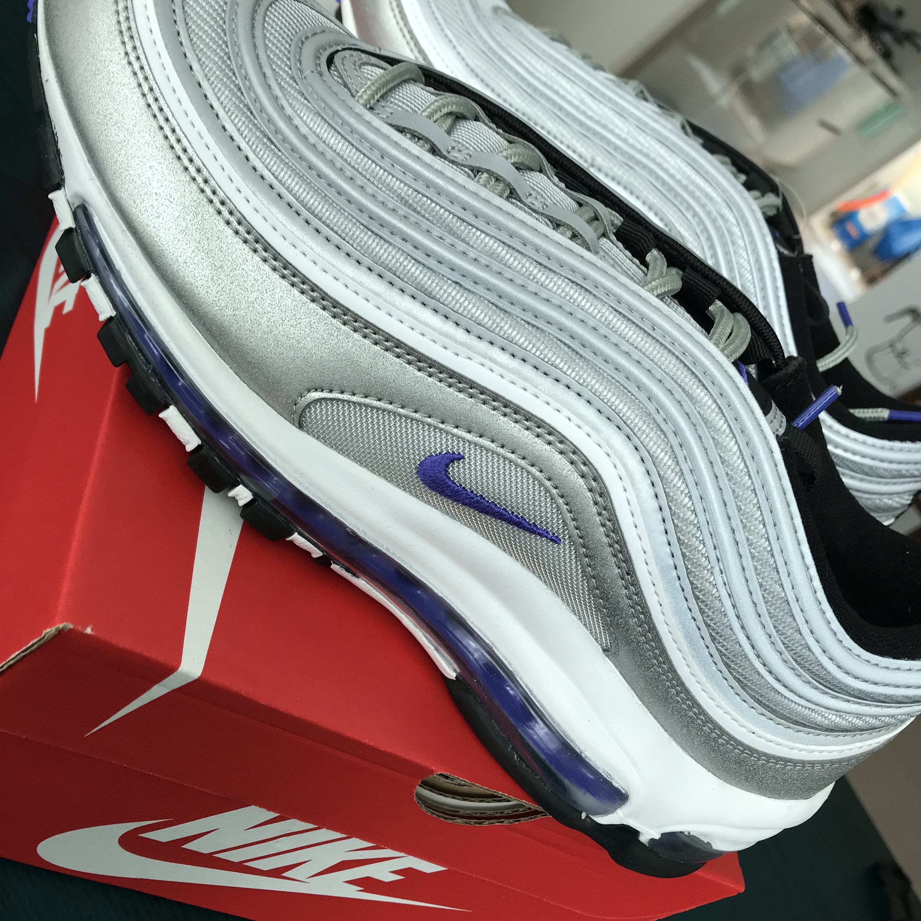Nike Air Max 97 Persian Violet 착용 스타일 - 3