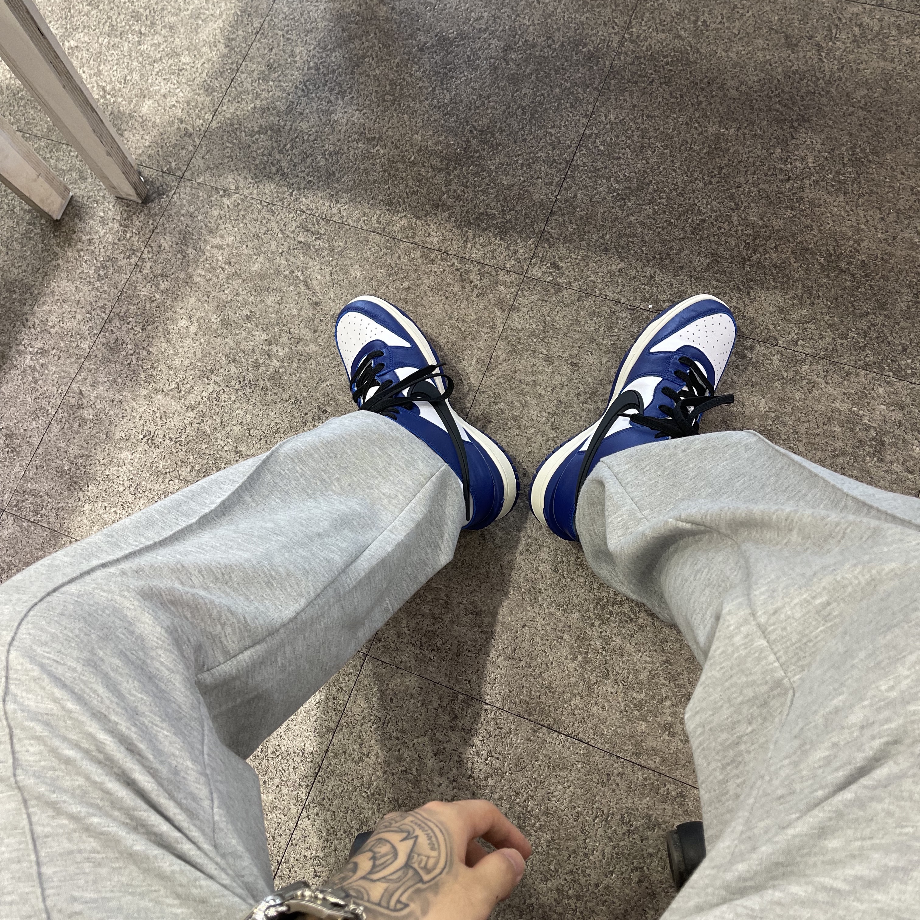 Nike x Ambush Dunk High Deep Royal Blue 착용 스타일 - 2