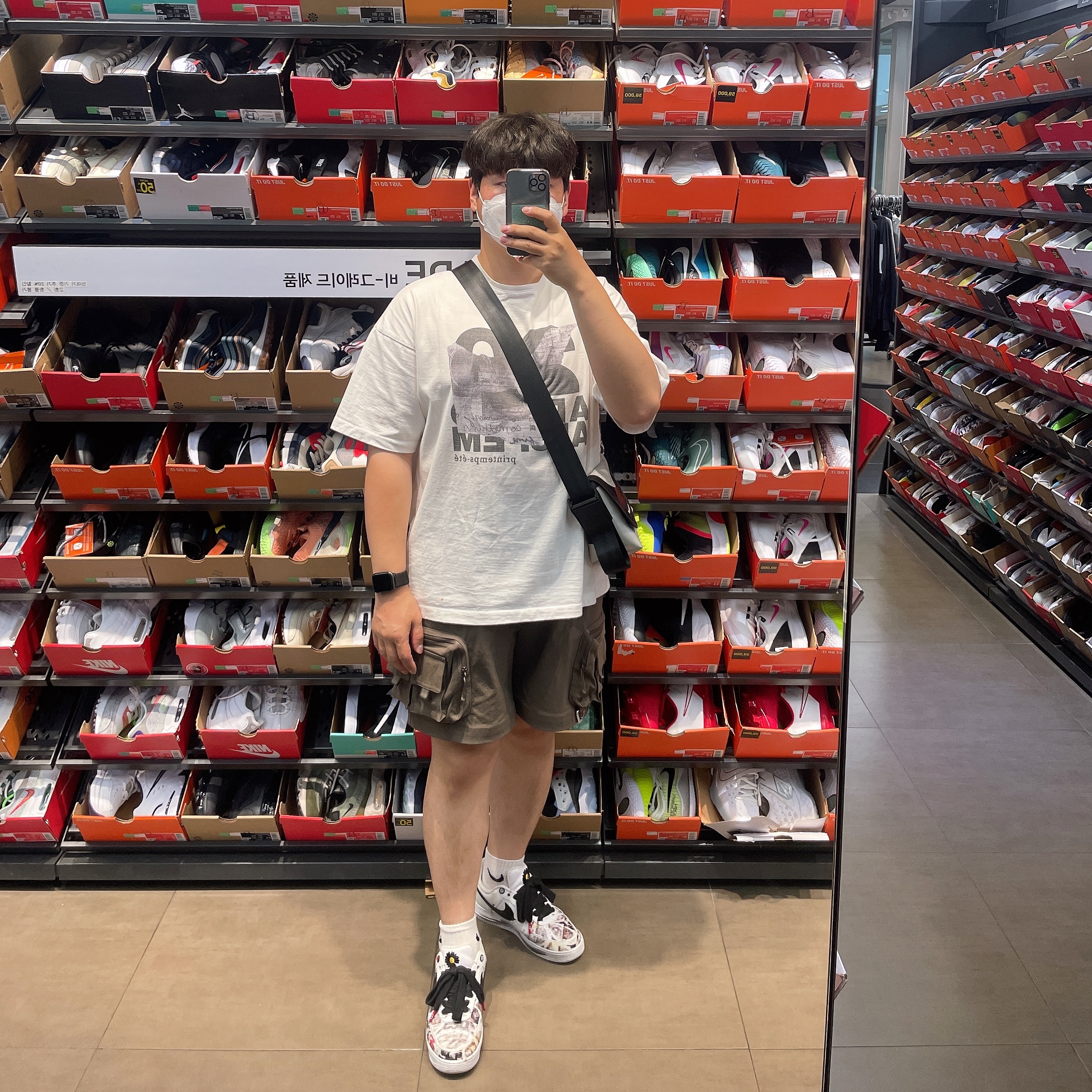 Nike x Peaceminusone Air Force 1 Low Para-Noise 2.0, Nike ACG Cargo Shorts Ironstone - Asia 착용 스타일