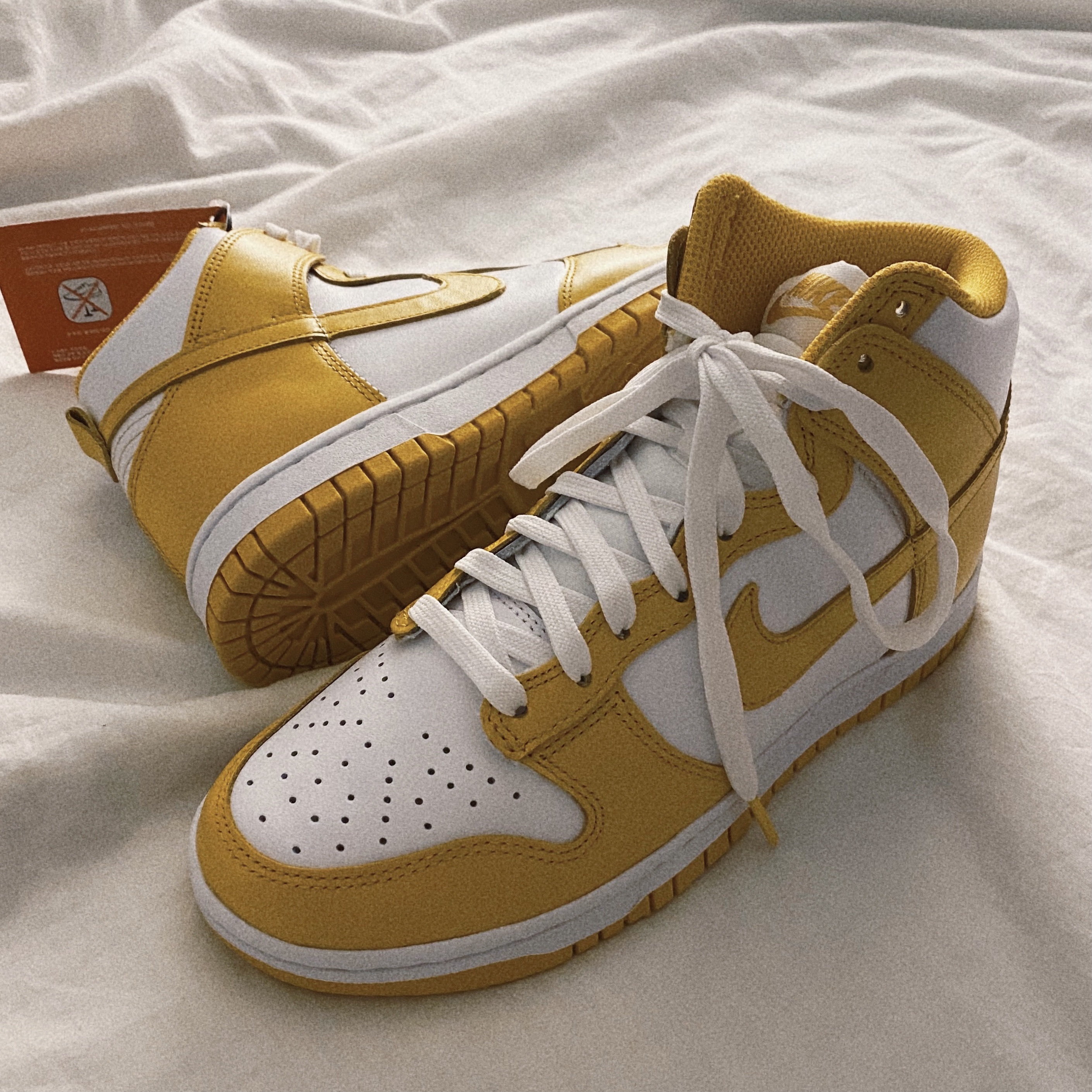 (W) Nike Dunk High Dark Sulfur 착용 스타일 - 2