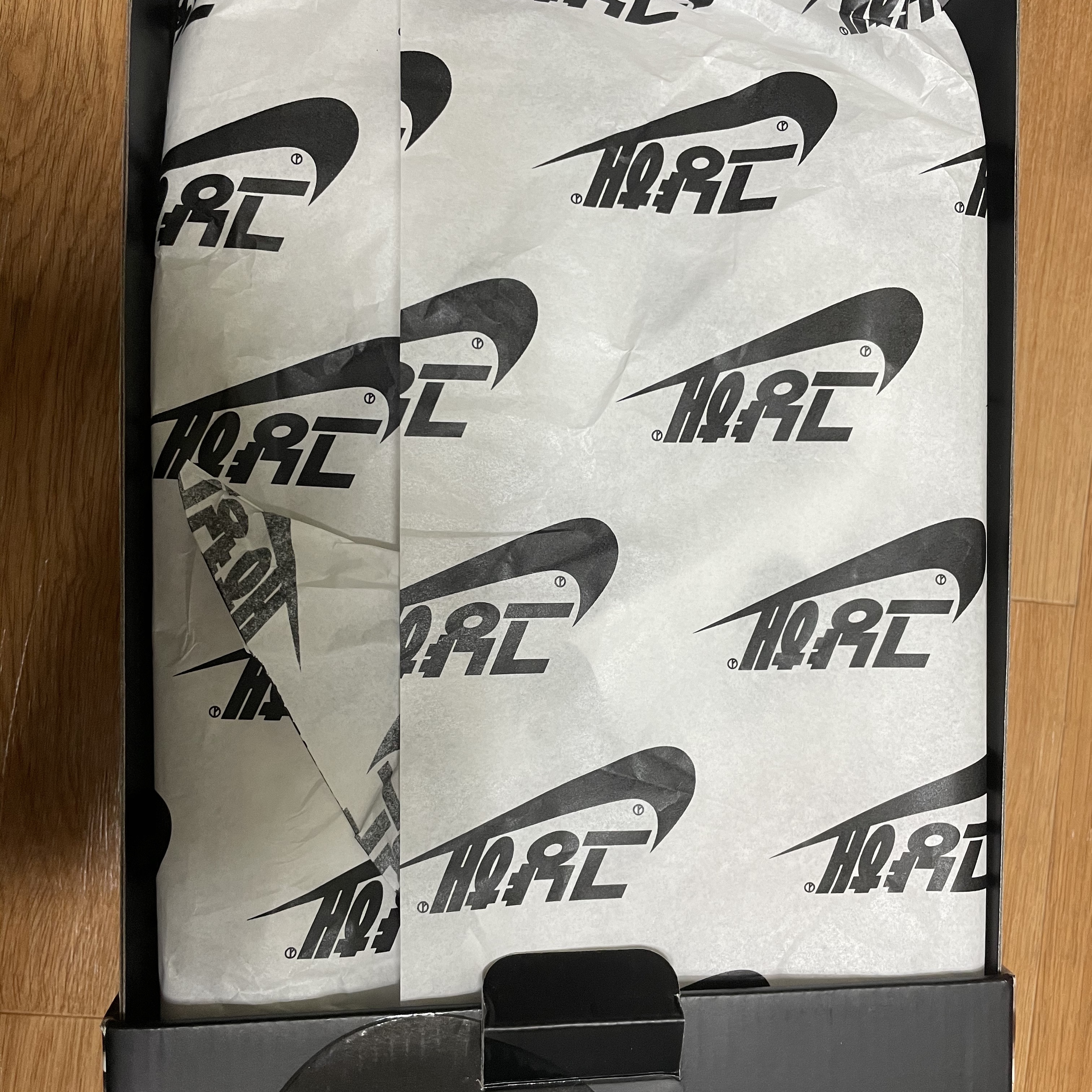 Nike x Peaceminusone Air Force 1 Low Para-Noise 2.0 착용 스타일 - 3